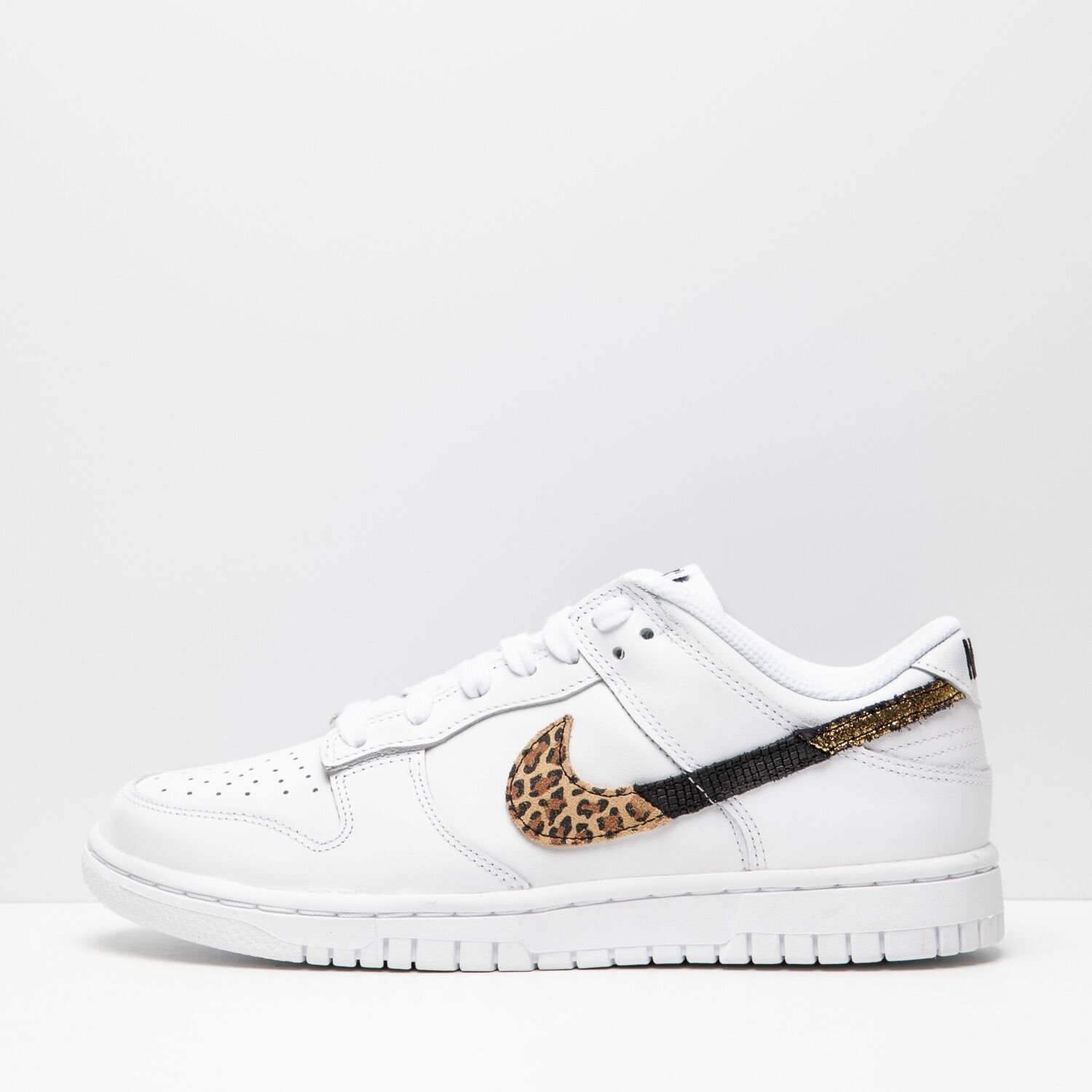 Nike dunk sky bianche new arrivals