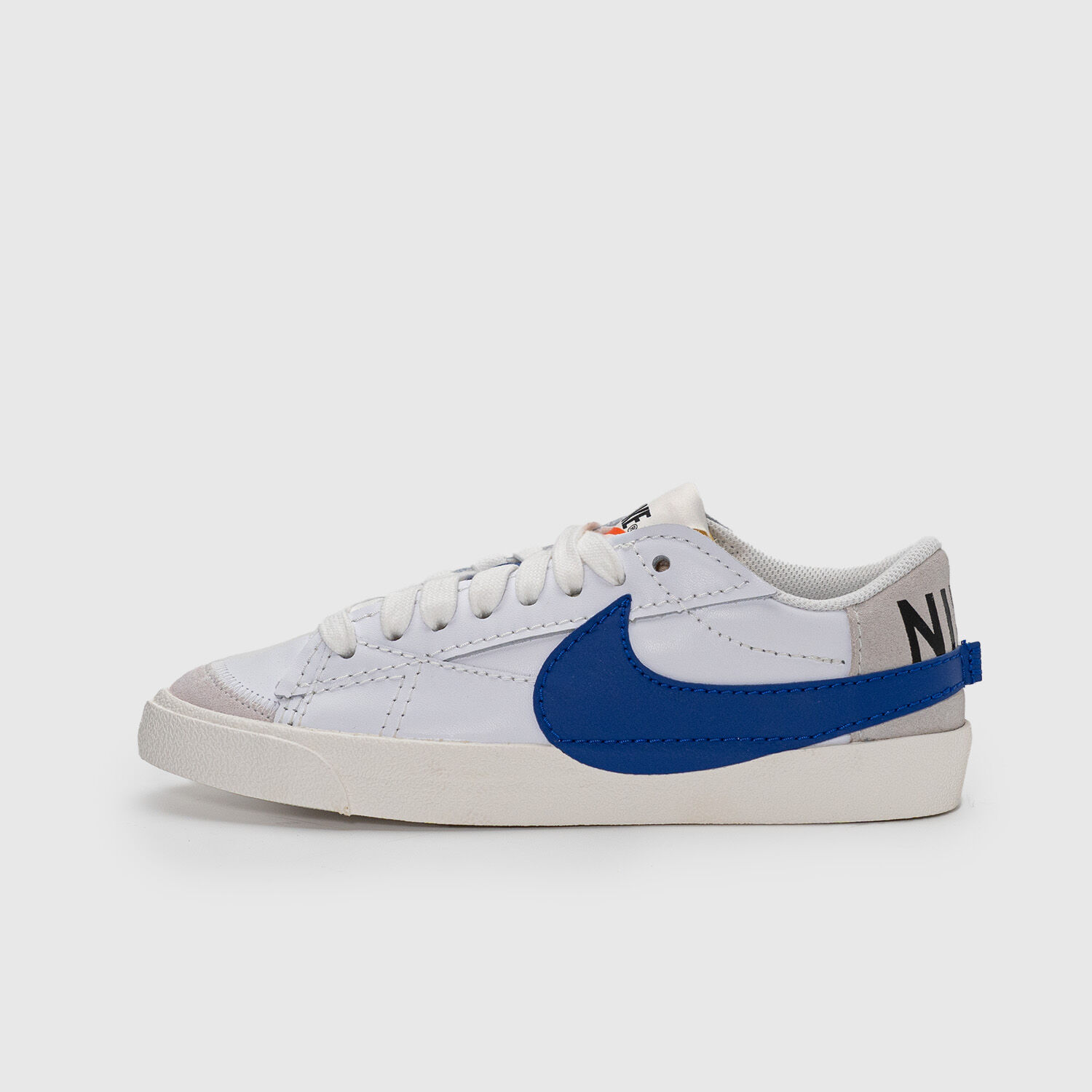 Dark blue nike blazers sales