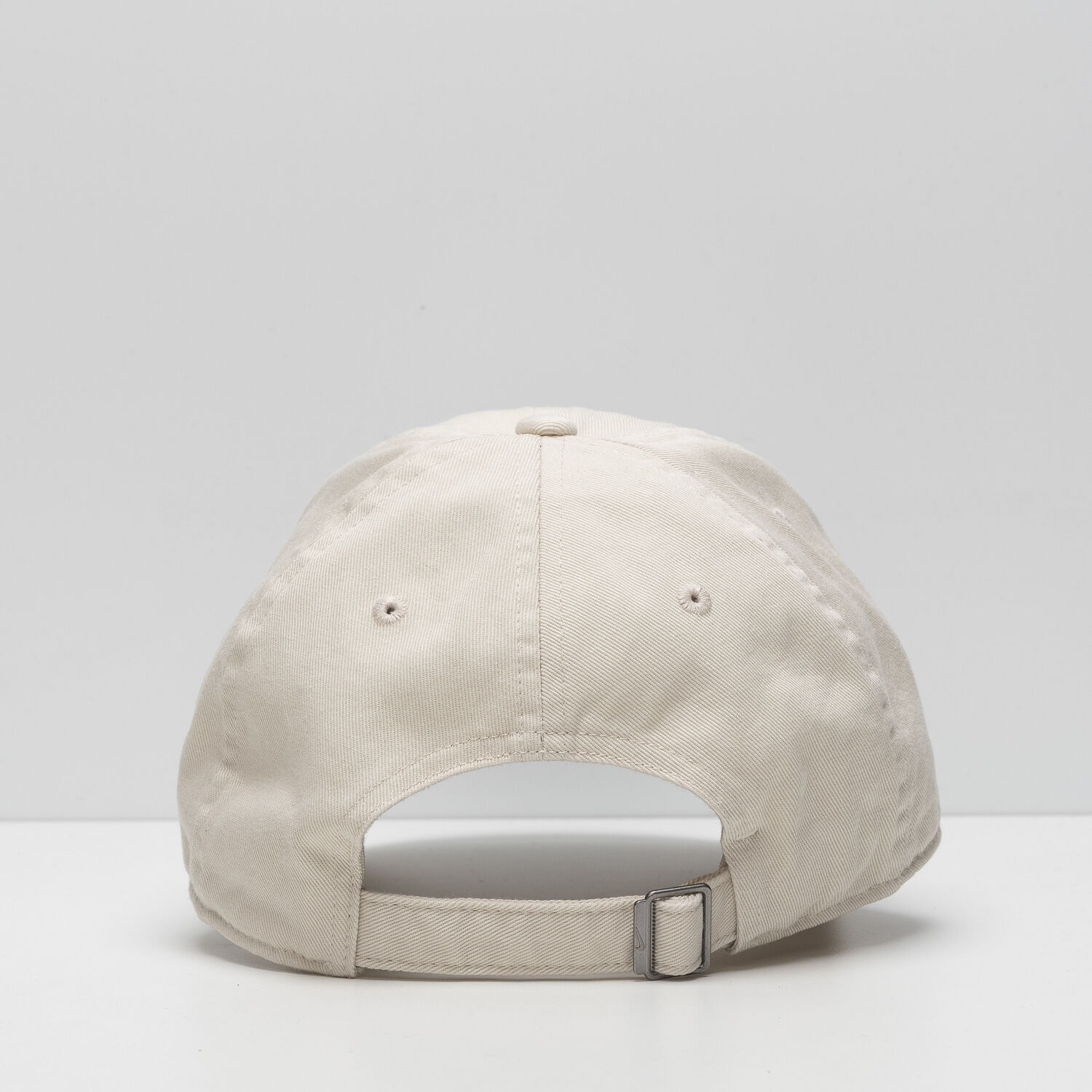 Nike beige cap 2025