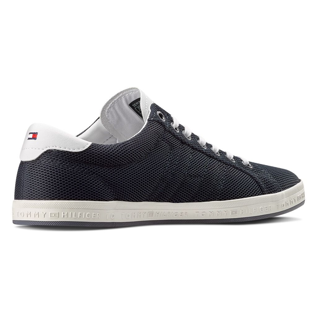 Tommy hilfiger store howell shoes