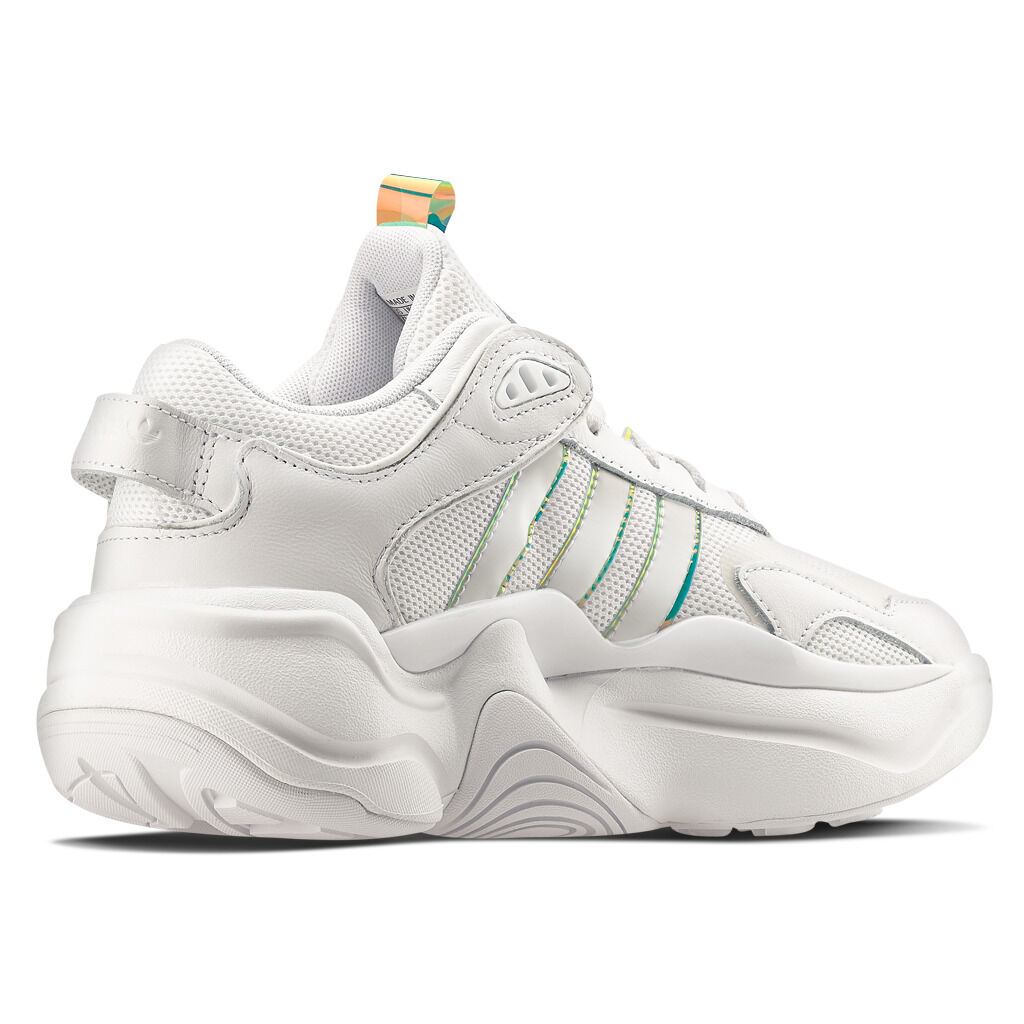 ADIDAS MAGMUR RUNNER white AW LAB