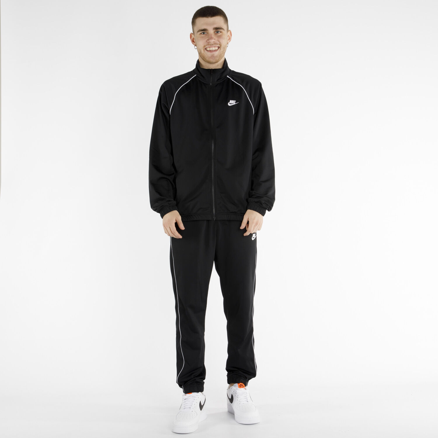 Nike basic store poly tracksuit