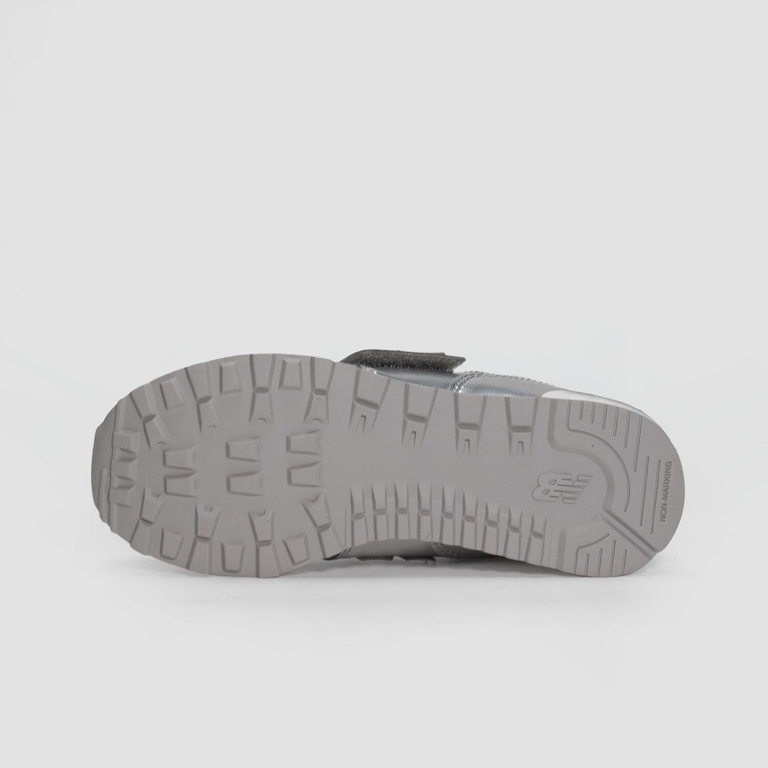 New balance discount 574 silver