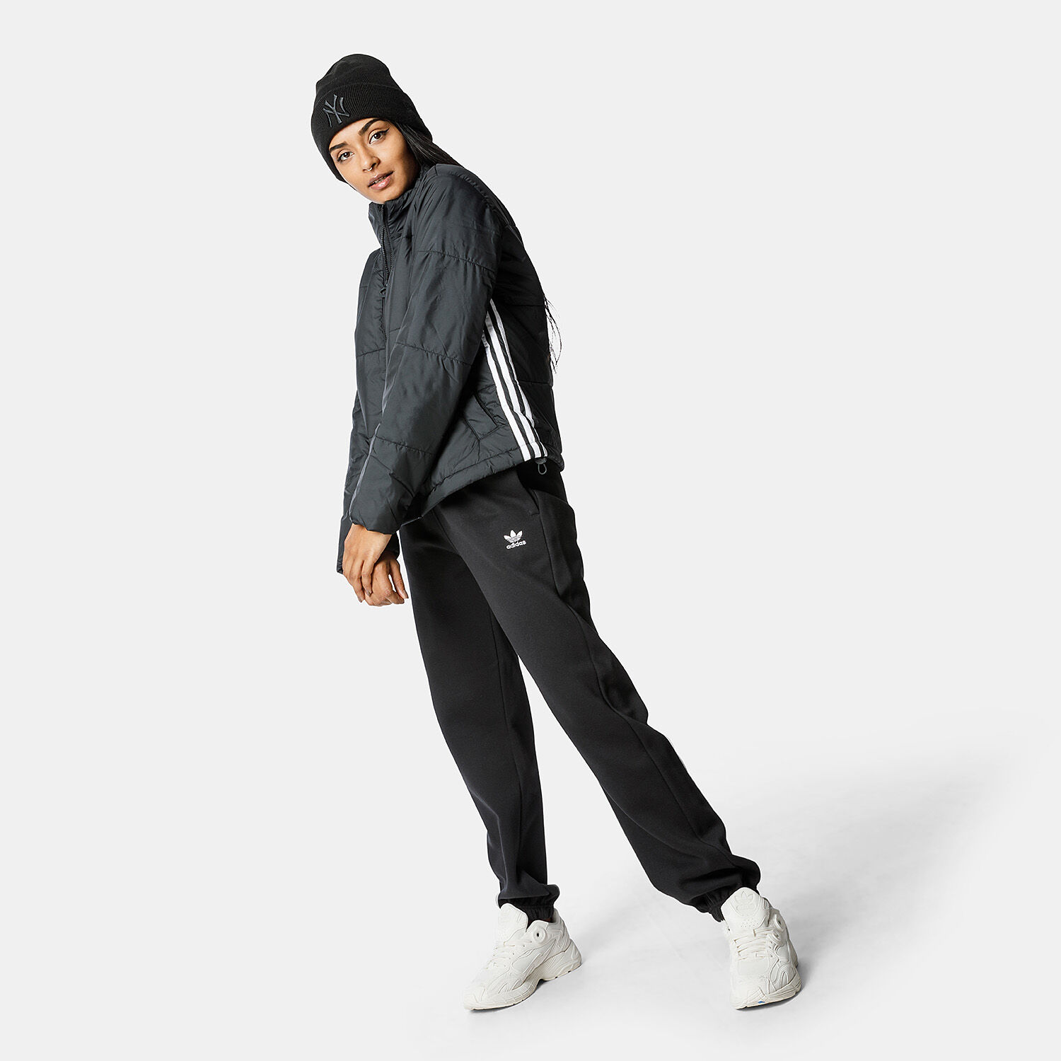 Adidas top aw puffer
