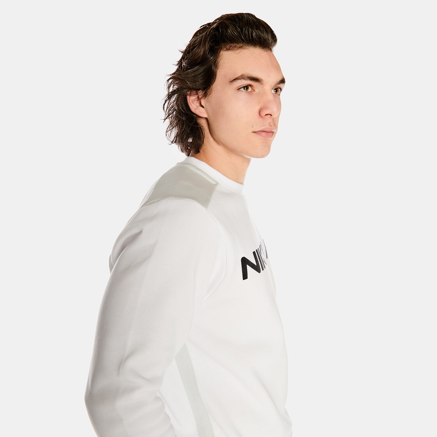 Air max crew hotsell sweatshirt