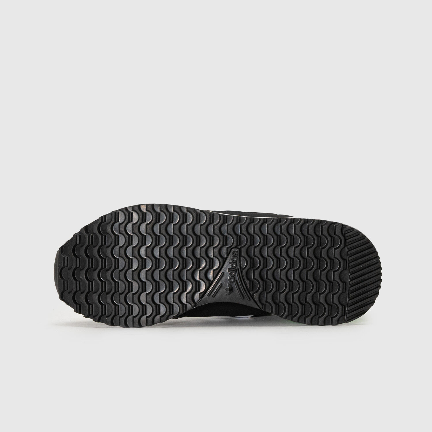 Adidas zx 700 deals vs new balance 574