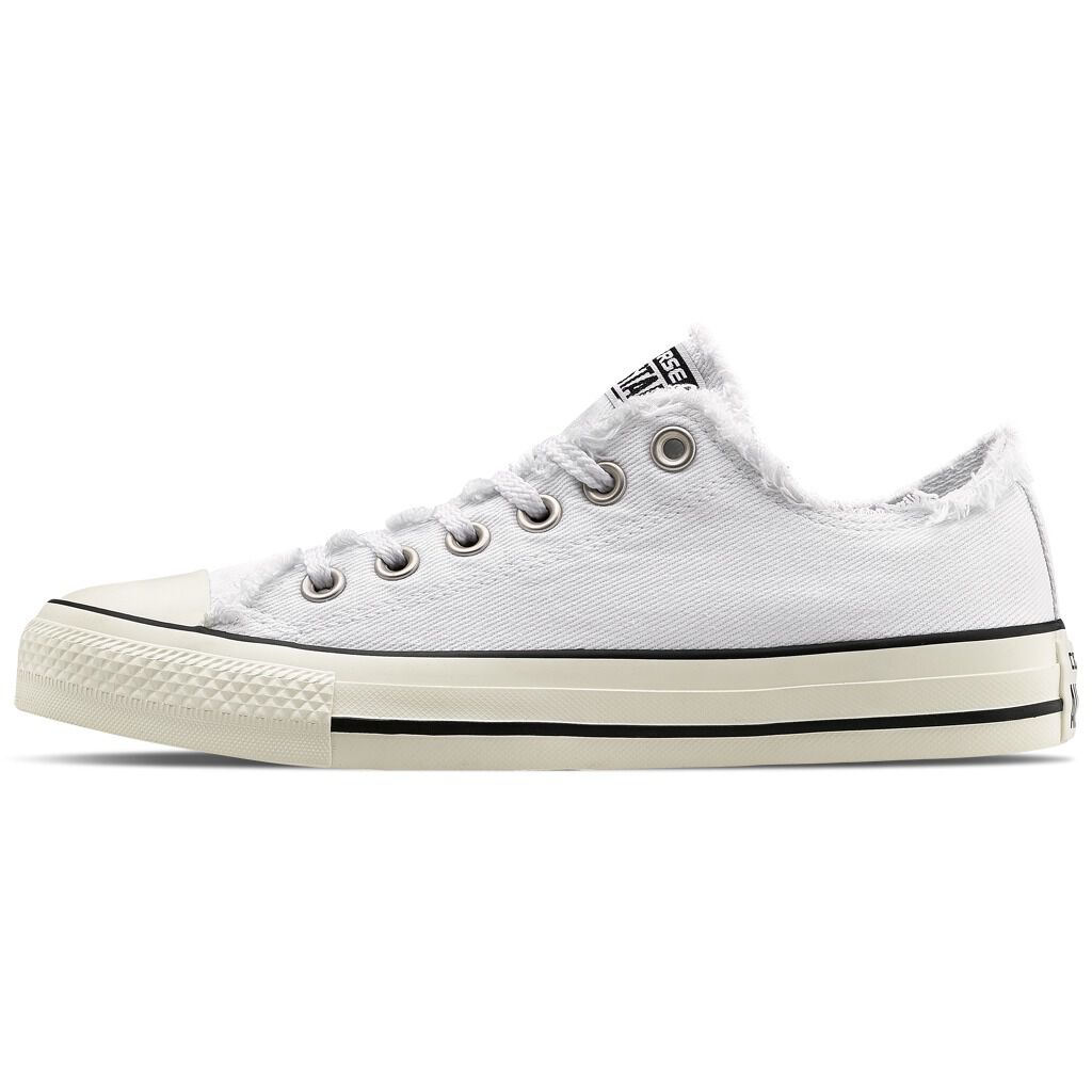 Chuck taylor all star hotsell frayed denim