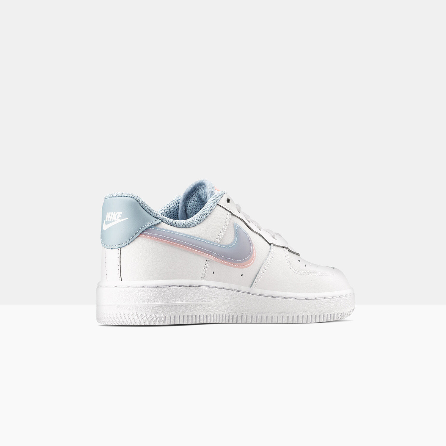 Nike bianche baffo azzurro discount