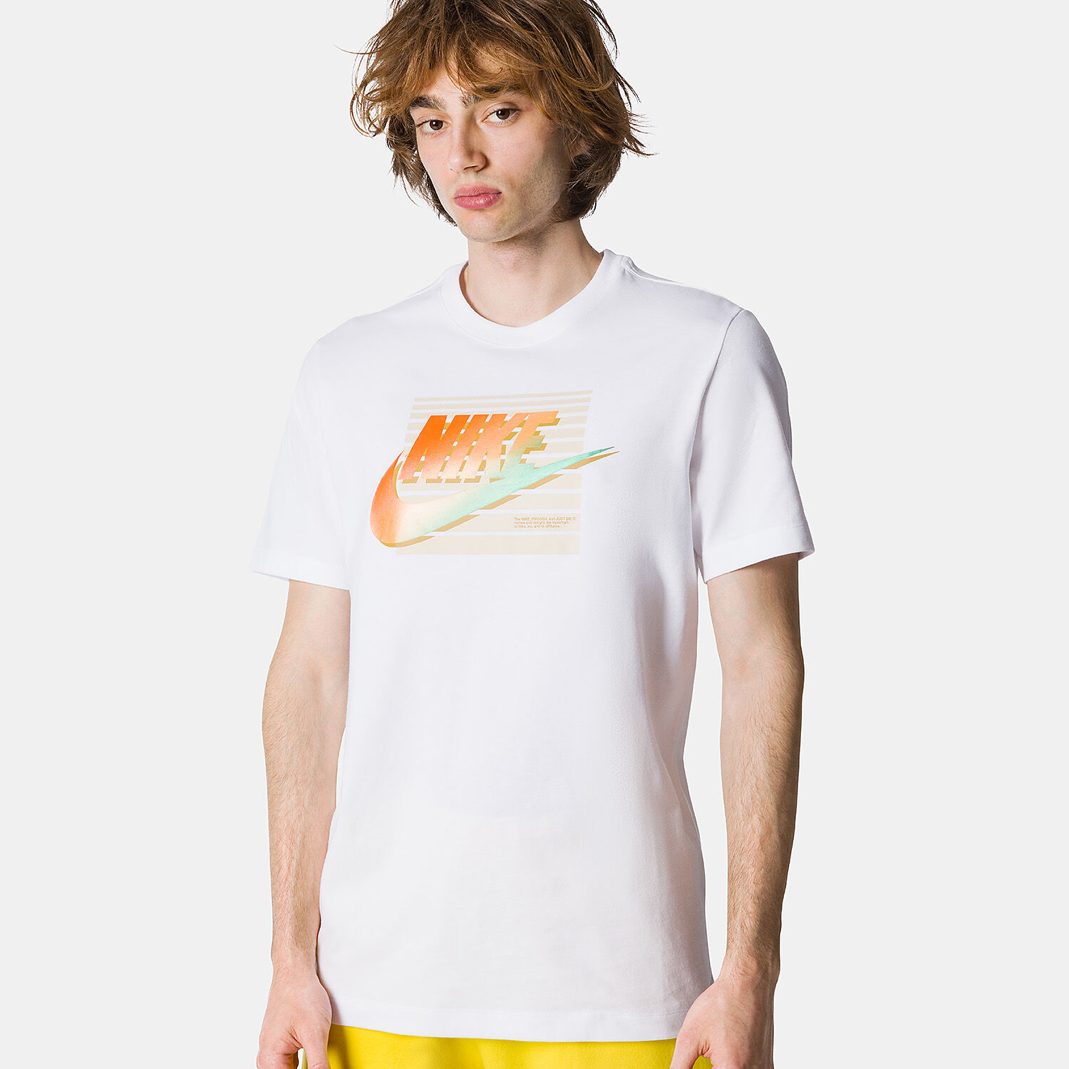 Nike t shirt multicolor clearance