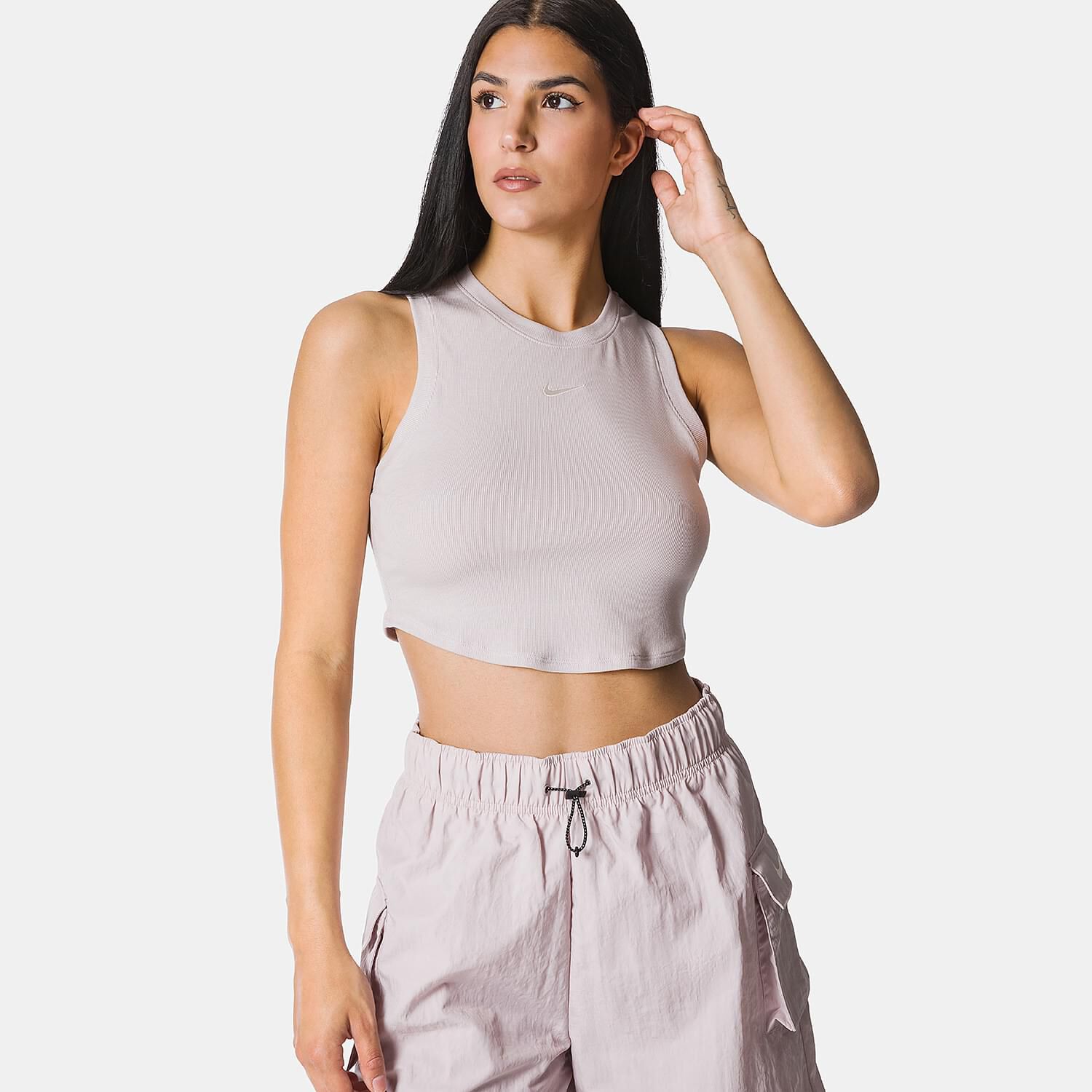 nike essential crop top