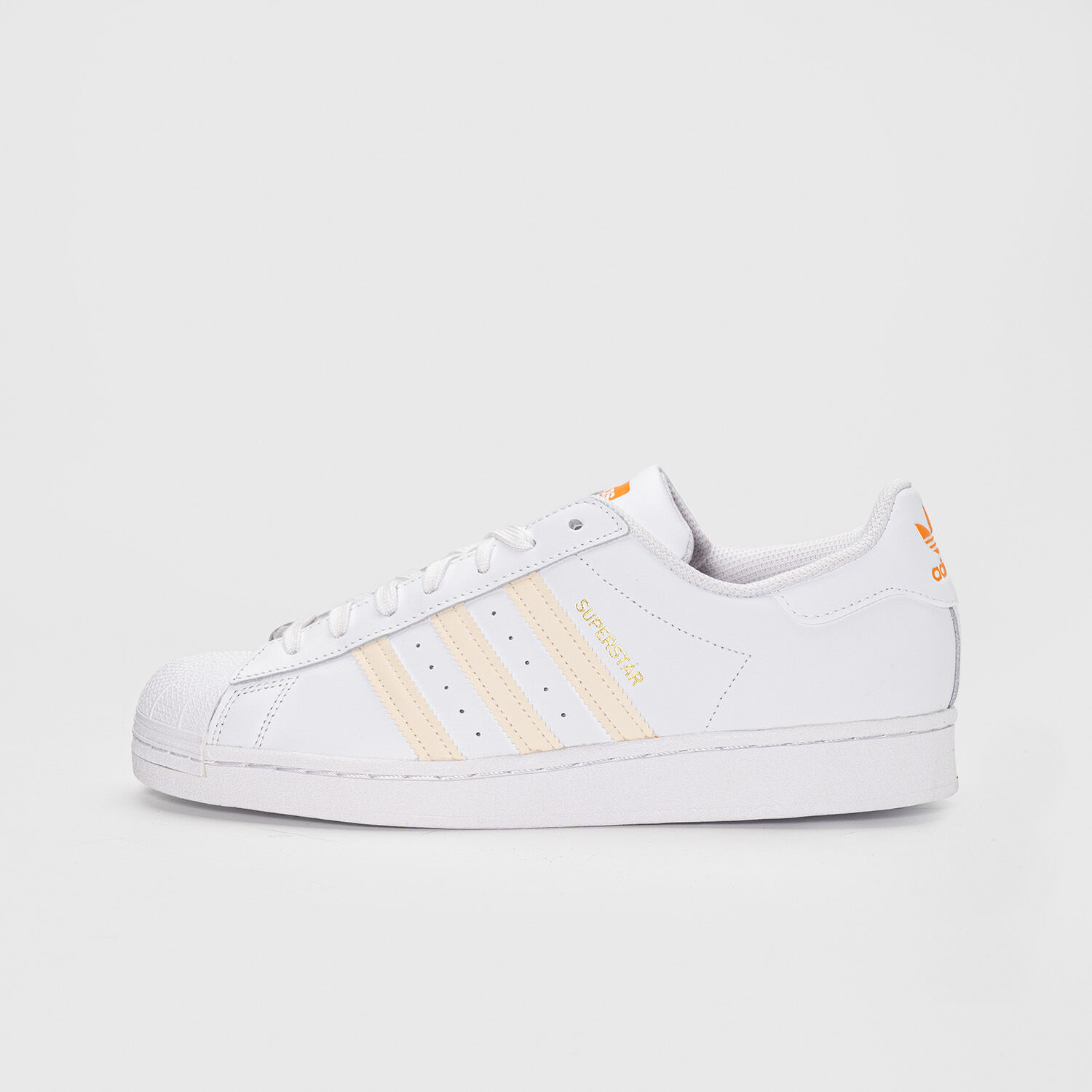 Superstar adidas particolari store
