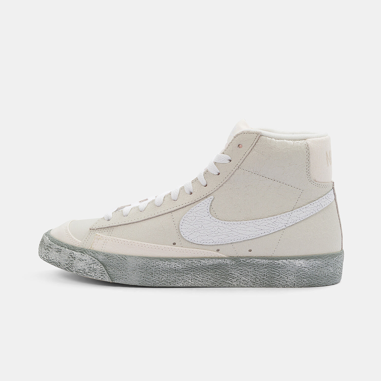 Nike blazer beige hotsell