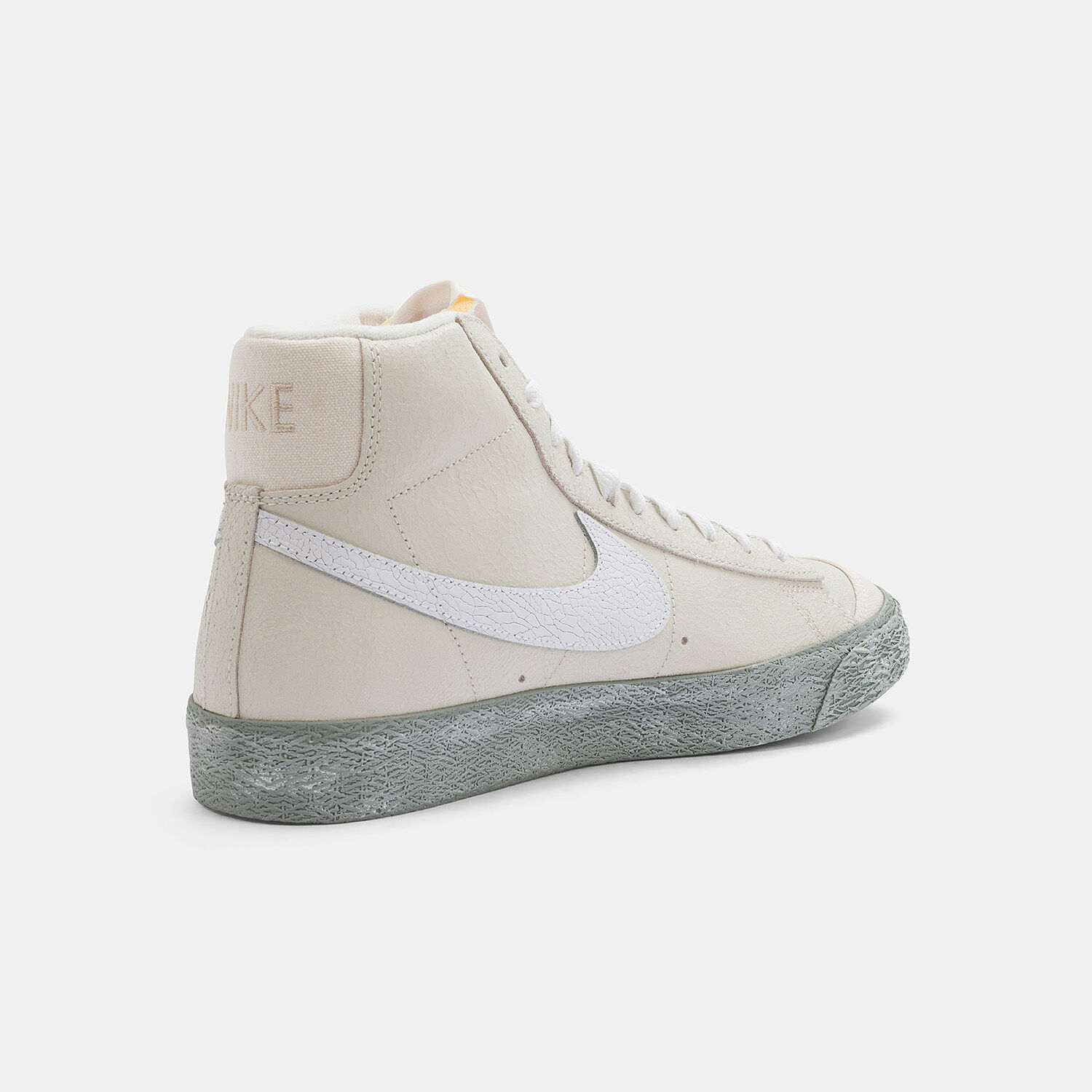 Nike blazer mid beige discount