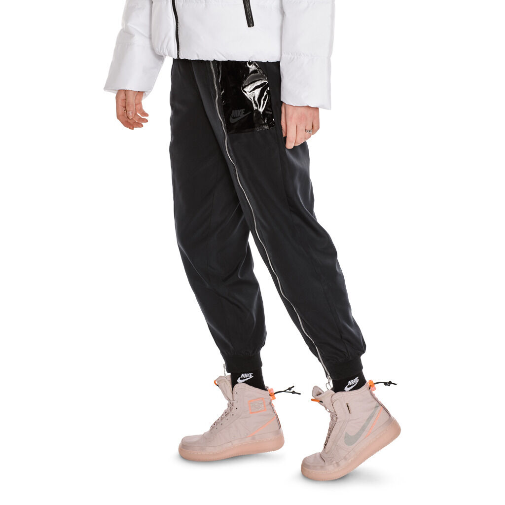 W store af1 shell