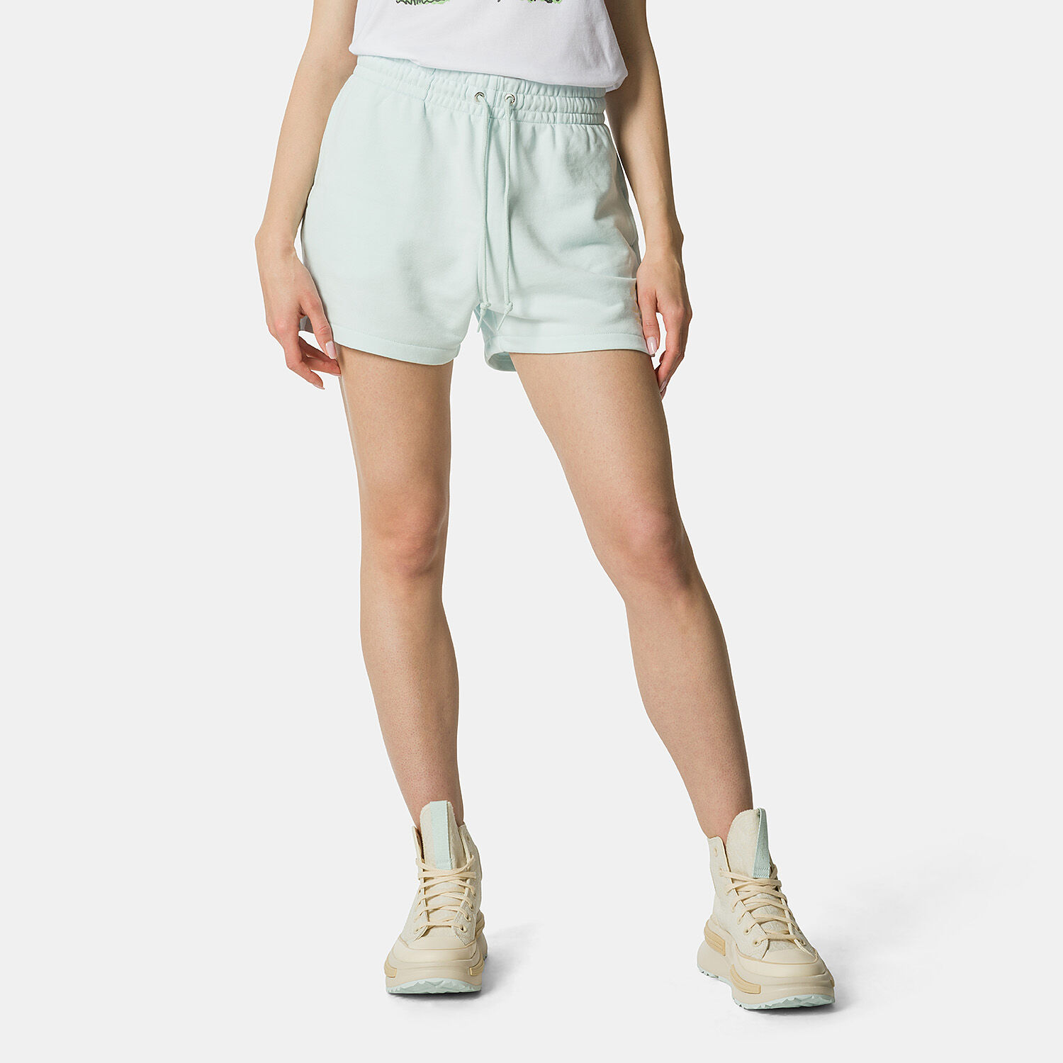 Converse chuck deals taylor with shorts