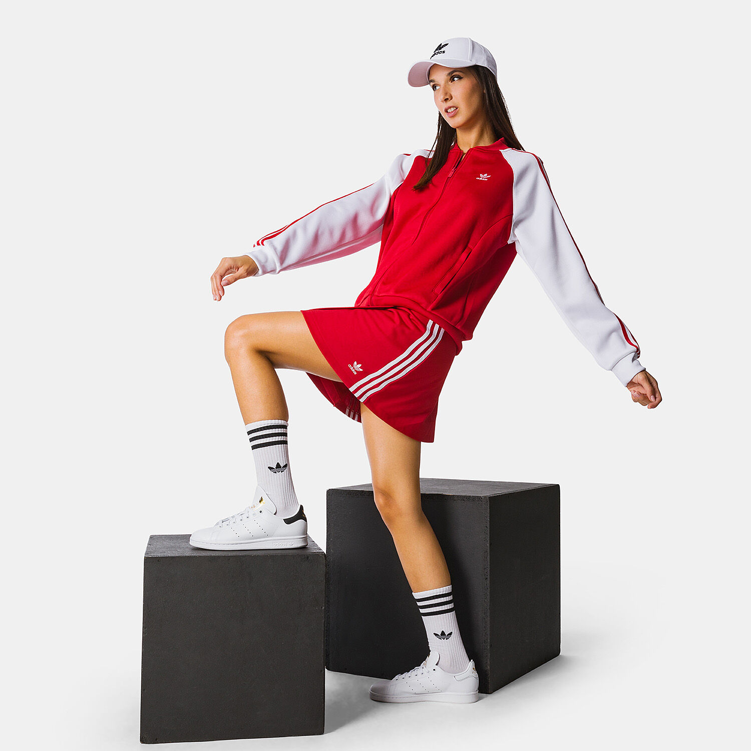 Gonna adidas rossa sale