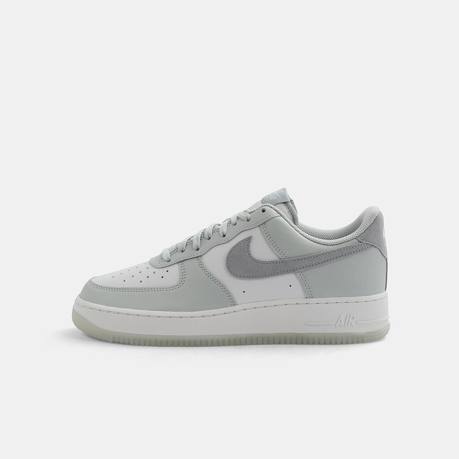 Nike Air Force 1 Men AW LAB