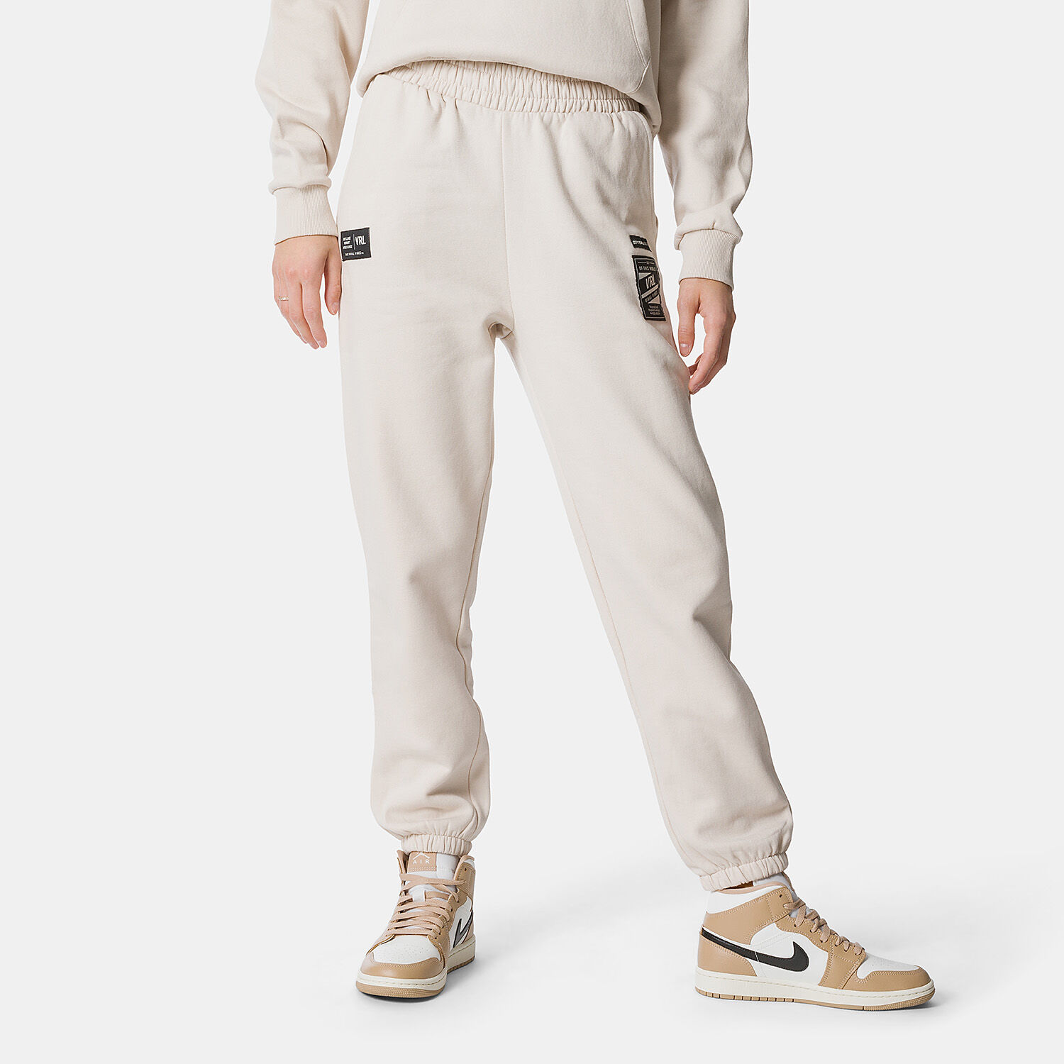 Pantaloni on sale black friday