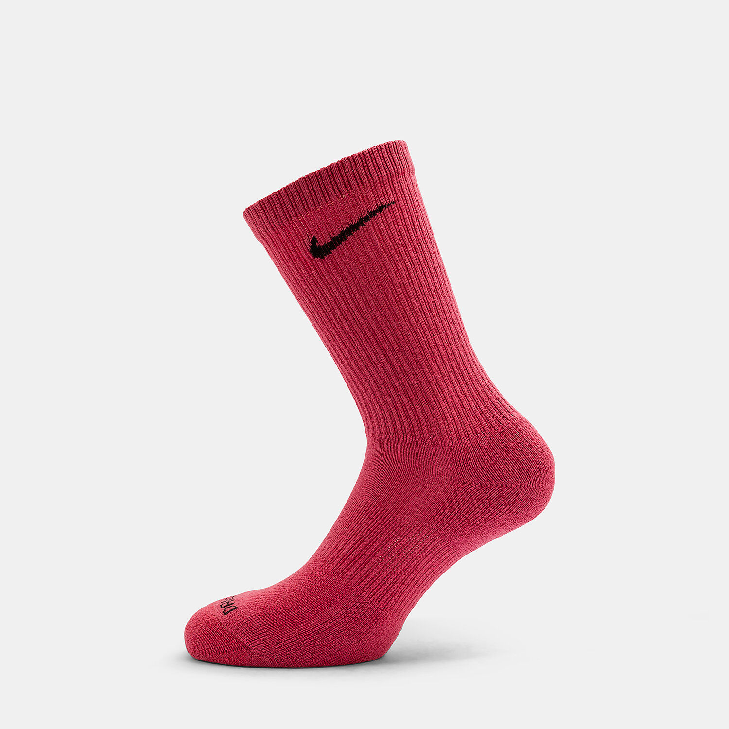 Black red nike online socks
