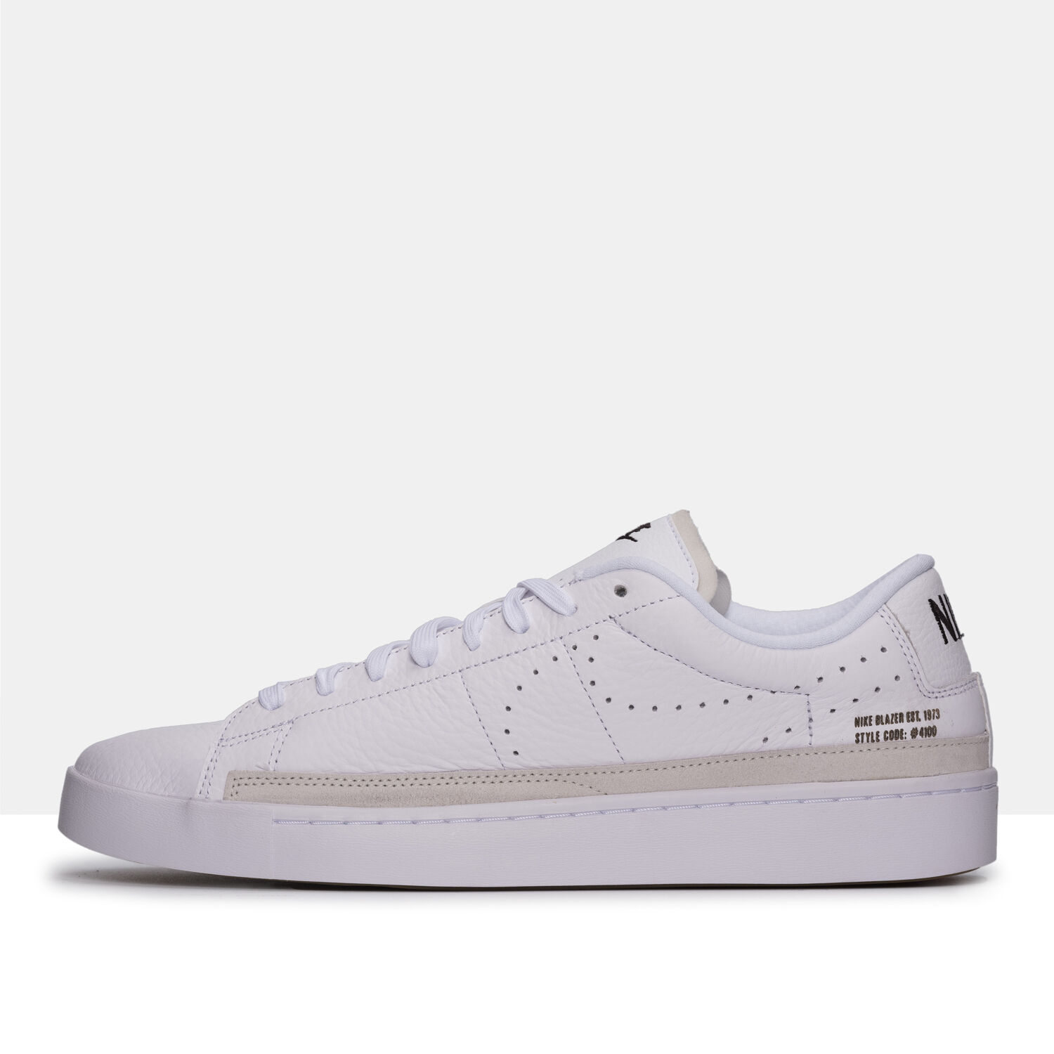 Nike blazer 2024 basse bianche