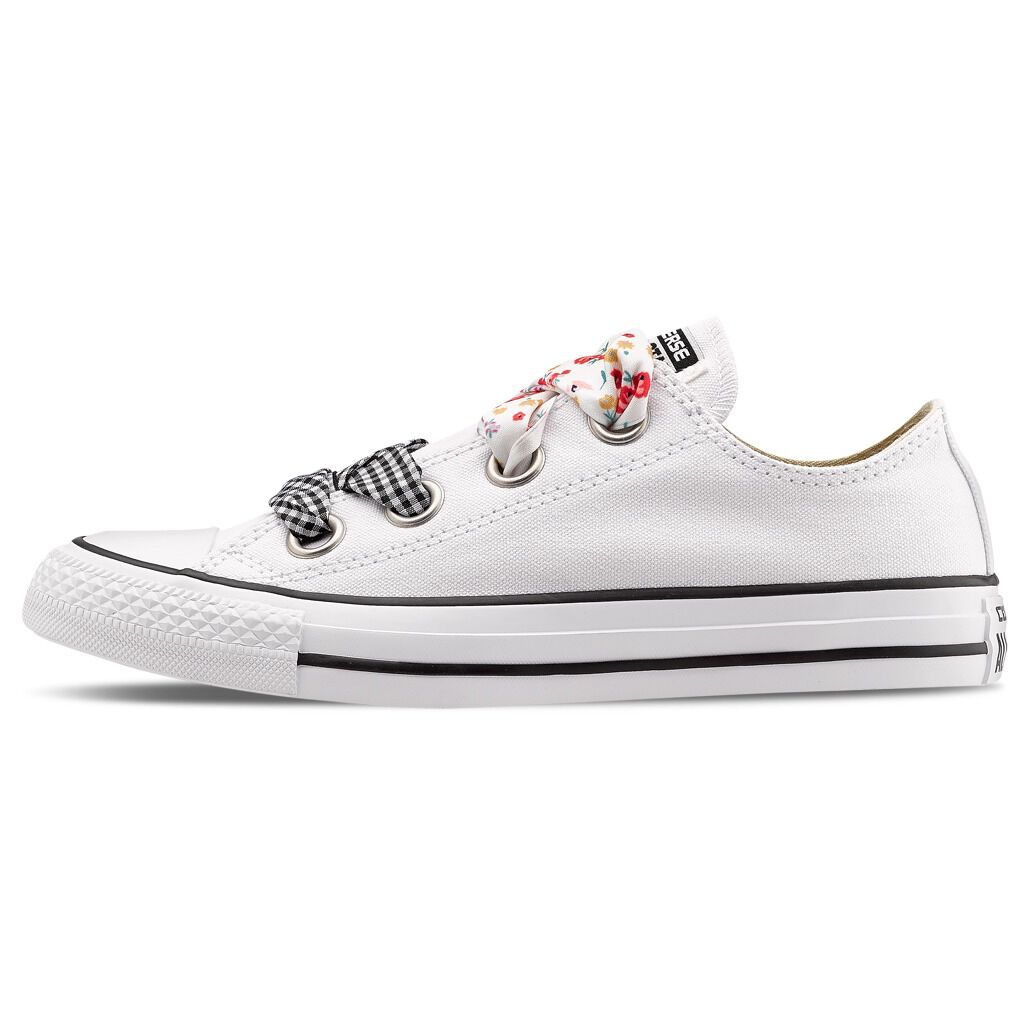 Converse large eyelet outlet