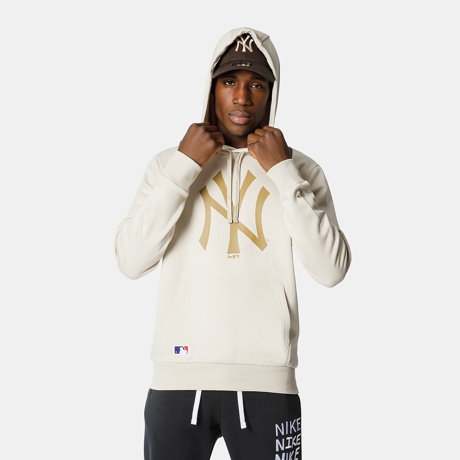 New Era New York Yankees Logo Sweatshirt beige AW LAB
