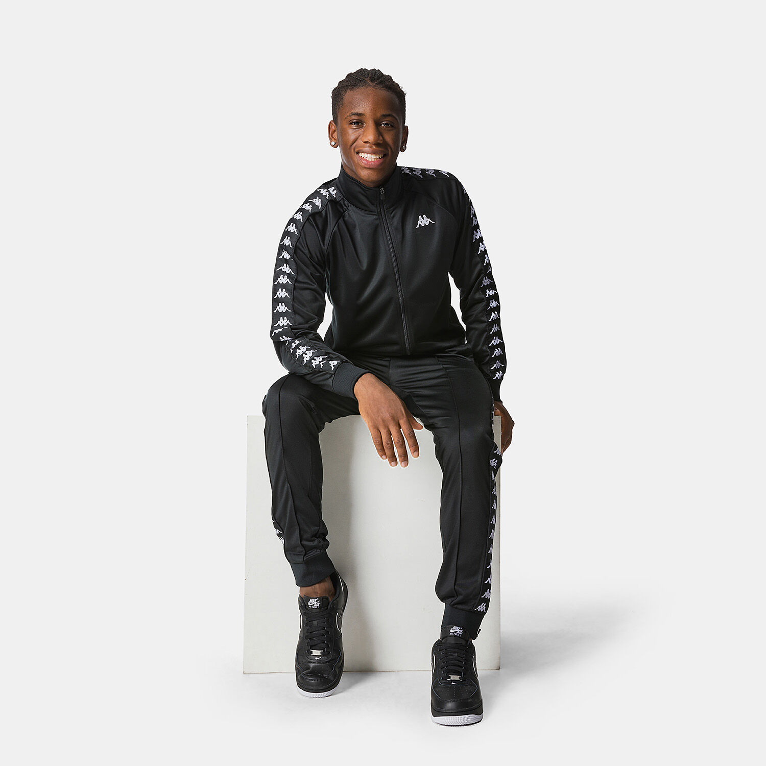 Kappa 222 Banda Anniston Slim Sweatshirt black and white AW LAB