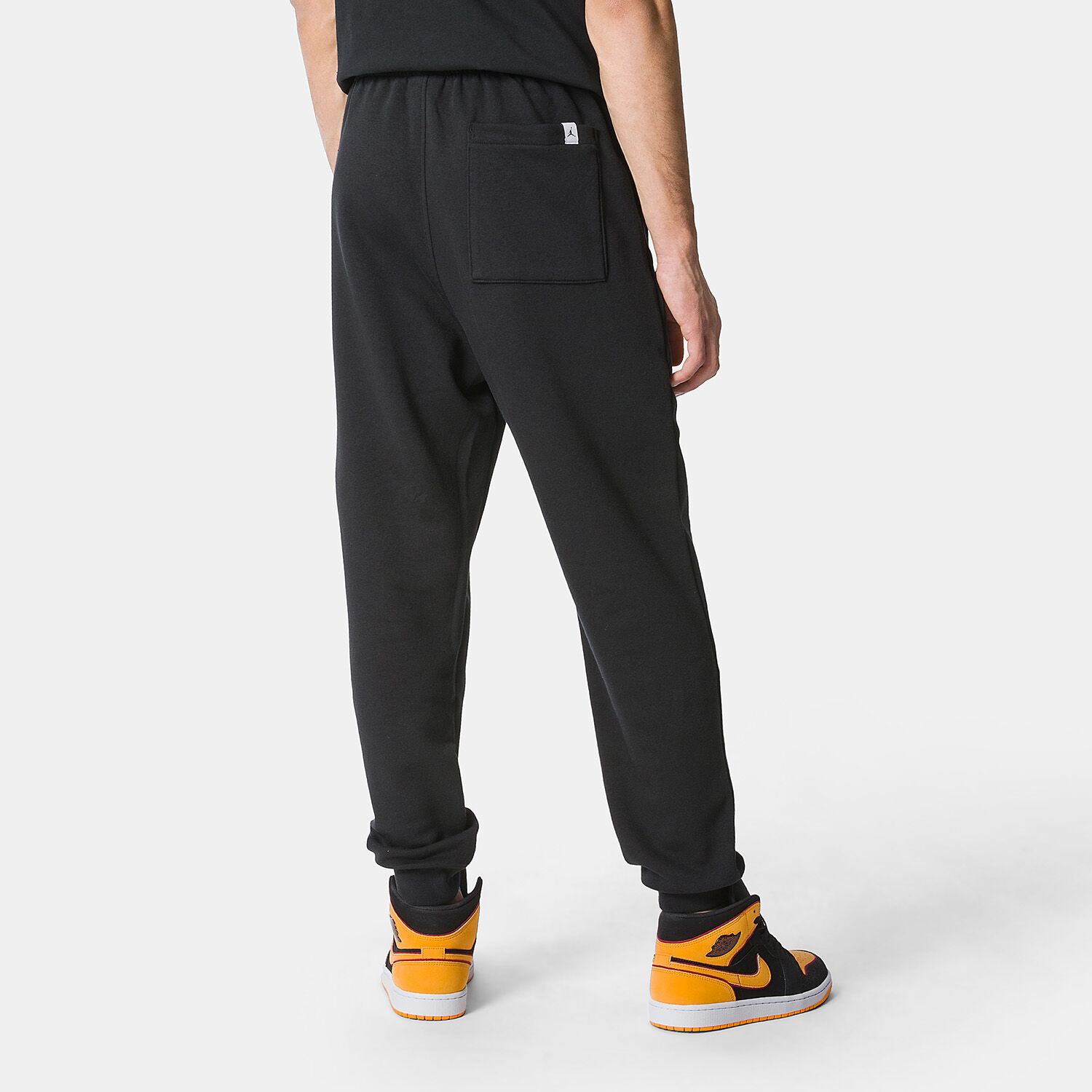 Pantaloni Jordan Essentials Holiday neri e rossi AW LAB