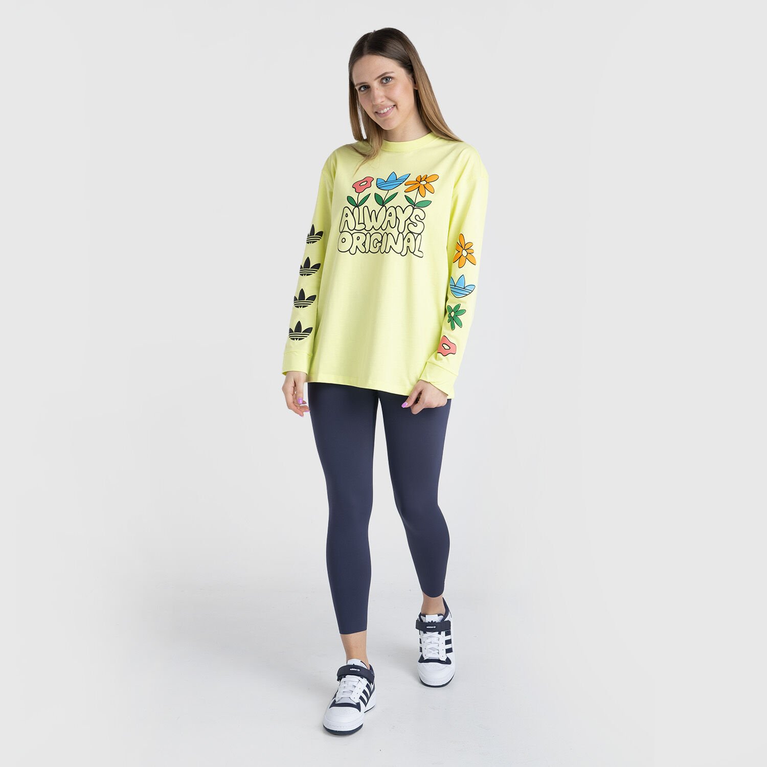 adidas Original Long Sleeve Graphic Sweatshirt multicolor AW LAB