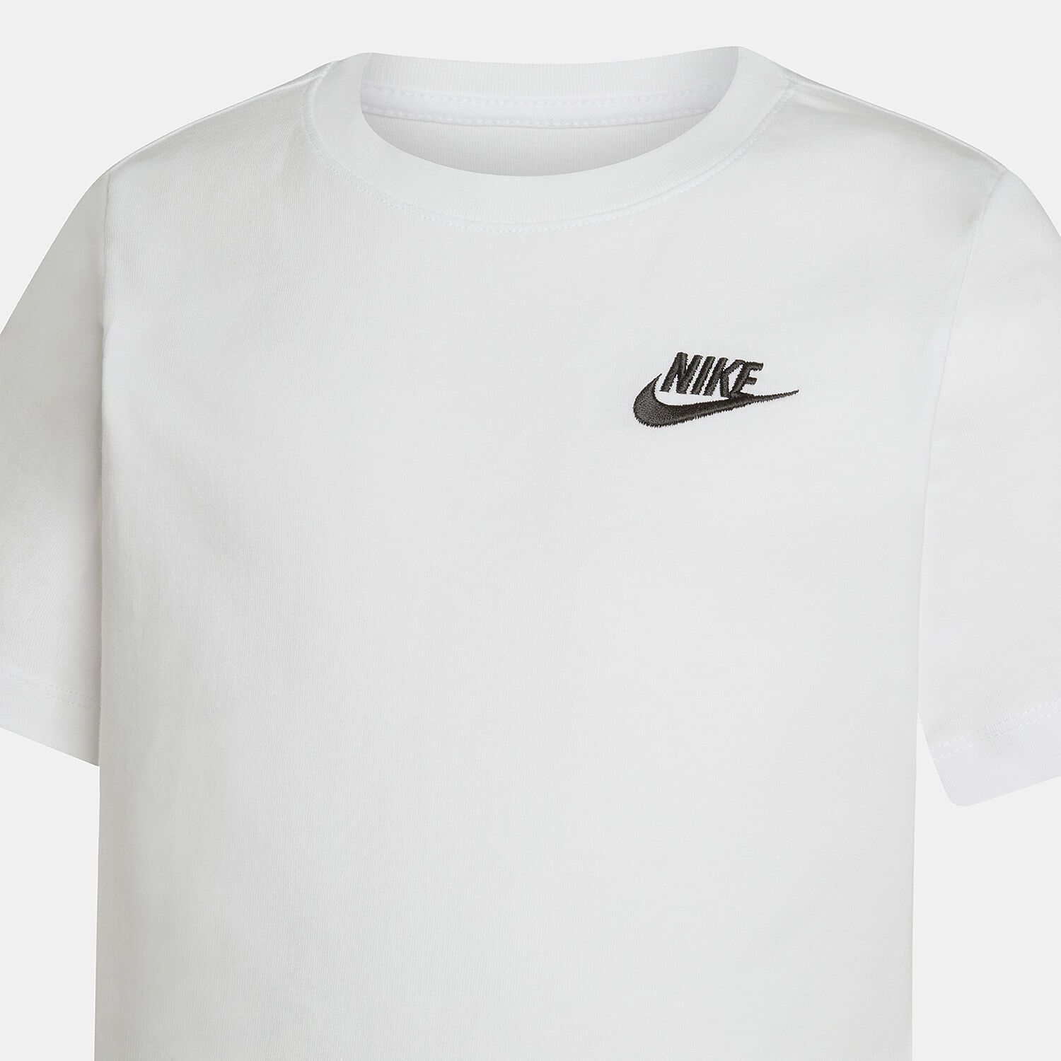 Boys white nike t shirt clearance
