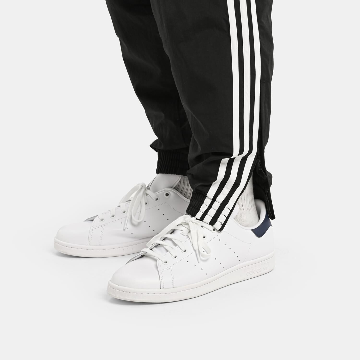 adidas adicolor Track Pants Woven Firebird in black AW LAB