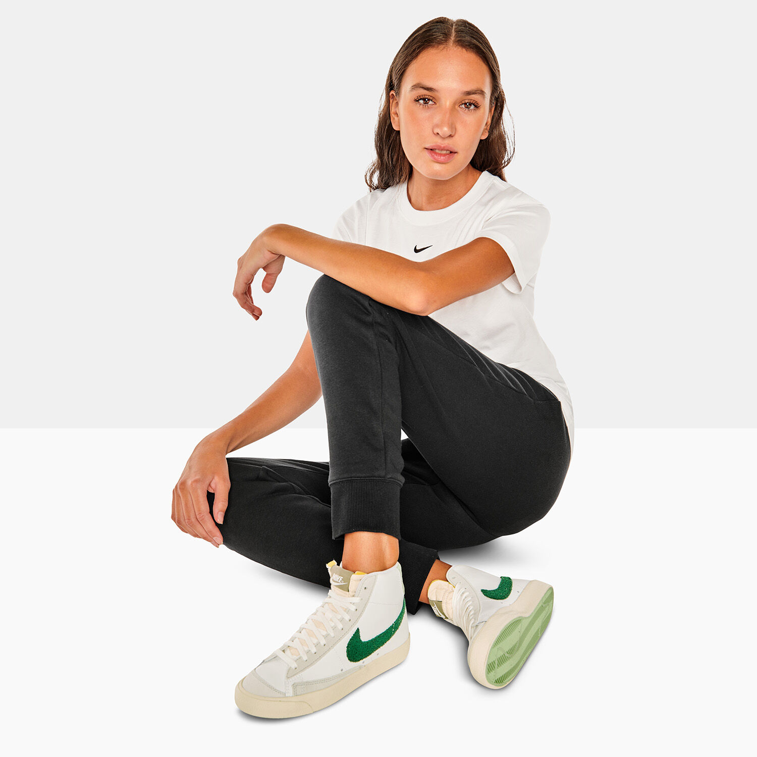 Nike blazer top green swoosh