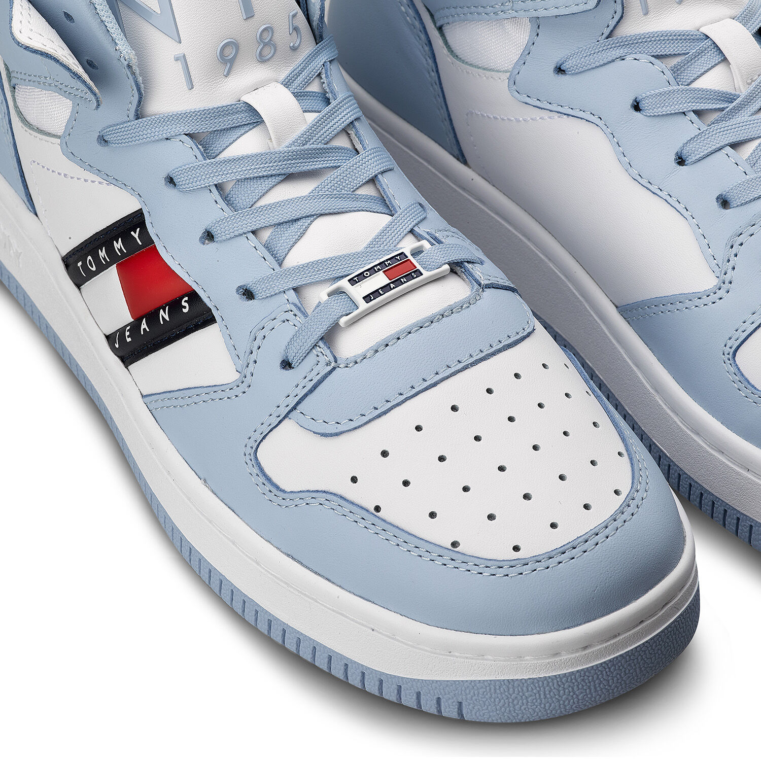 Custom tommy online hilfiger shoes