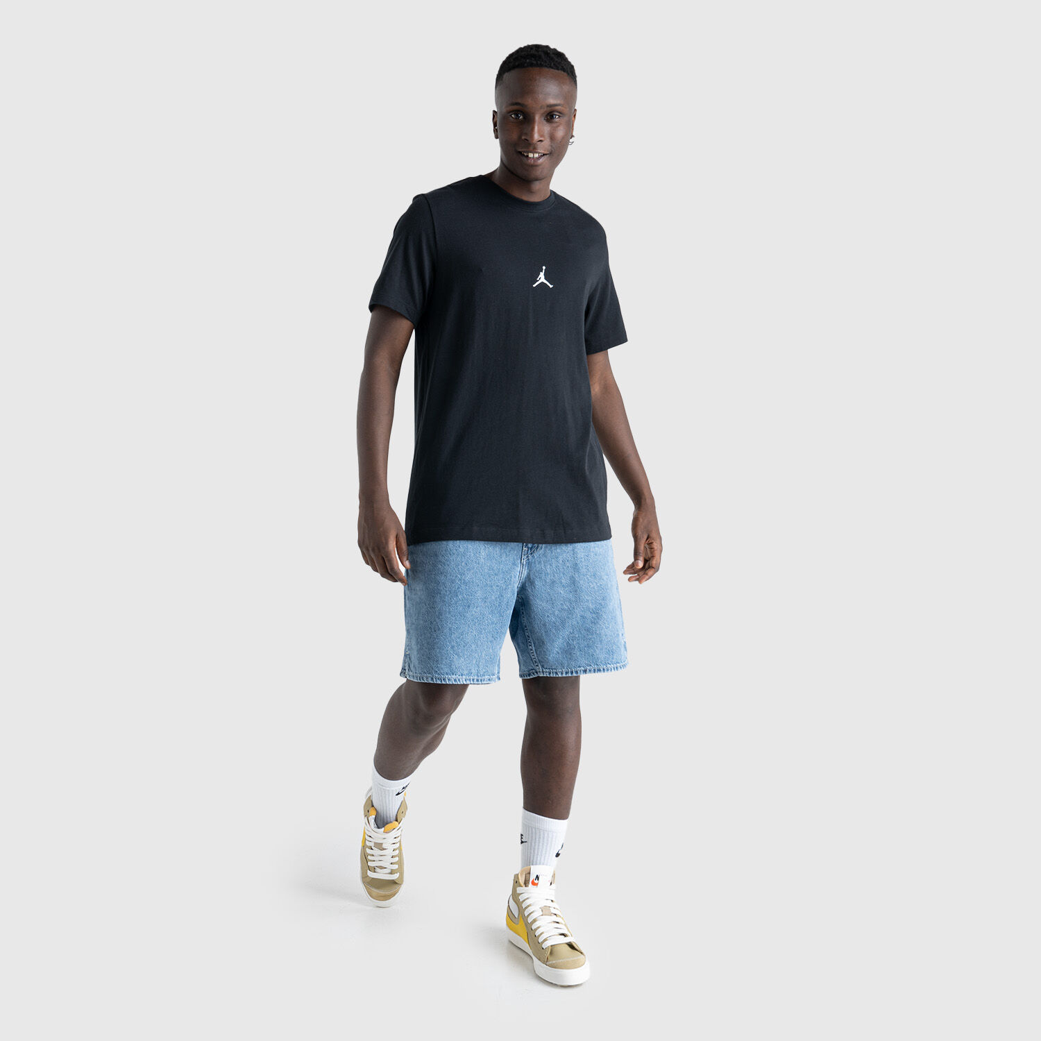 Jordan Essentials Flight 23 T shirt black white and red AW LAB