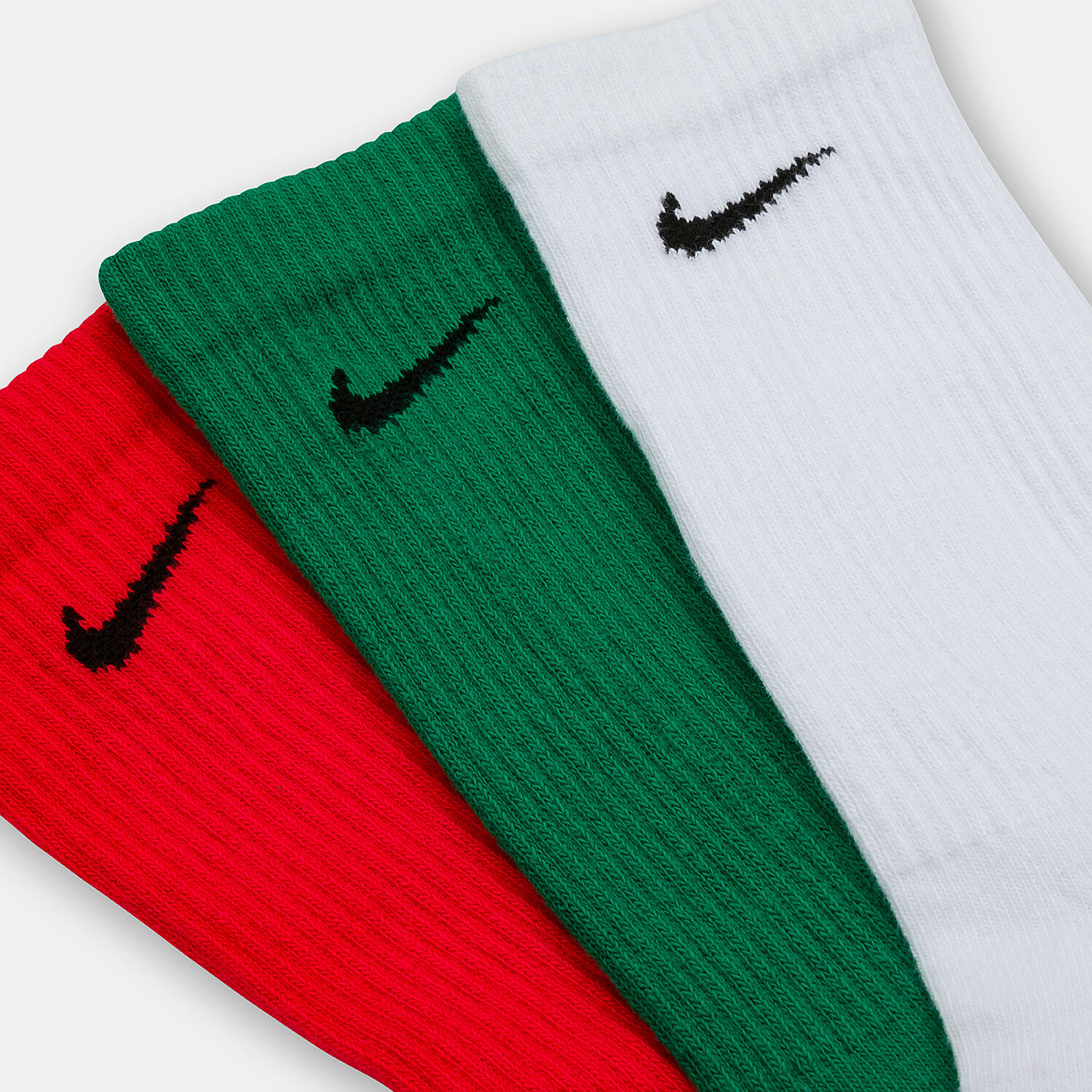 Nike Everyday Plus Cushioned Socks 3 pairs red green and white AW LAB