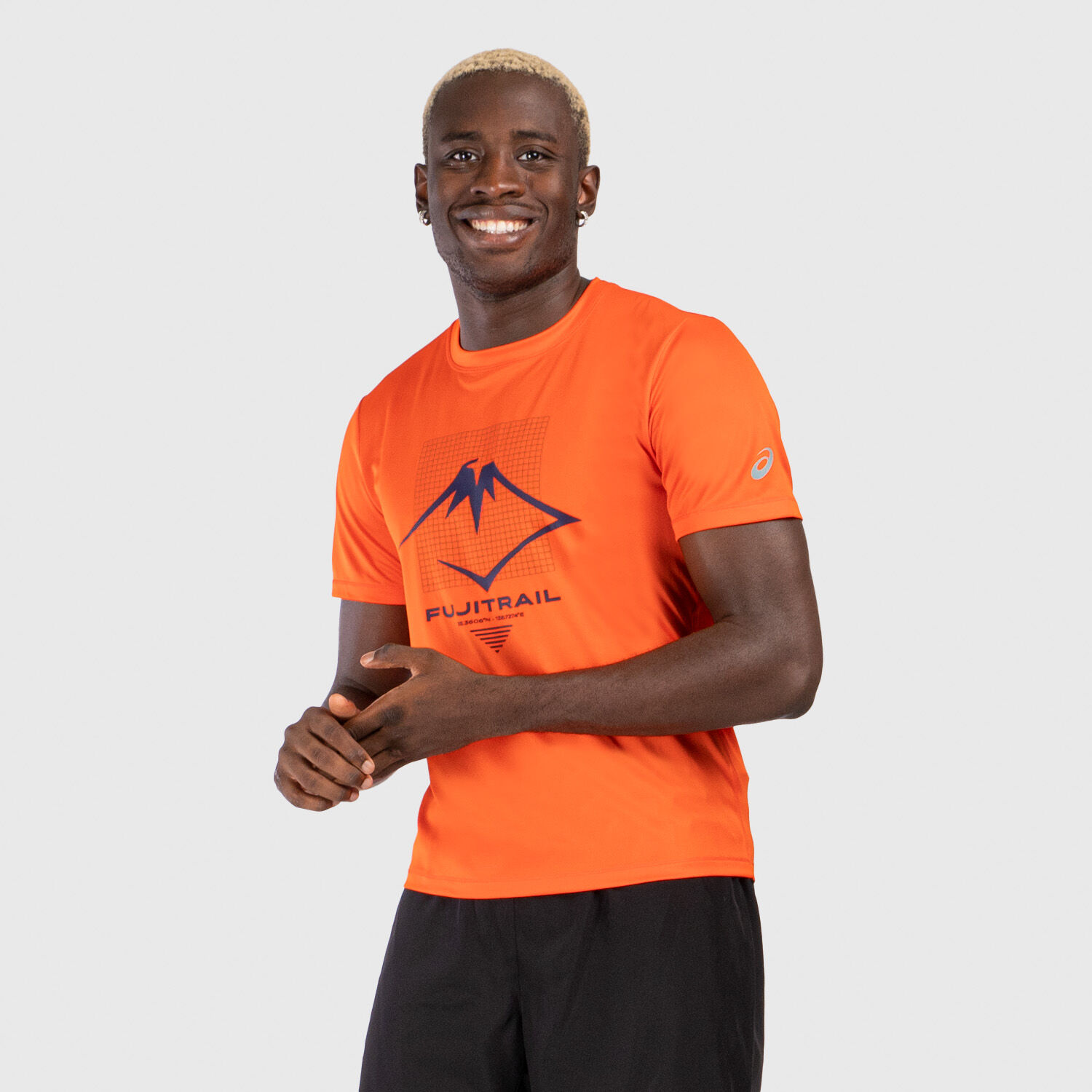 T shirt clearance asics nera