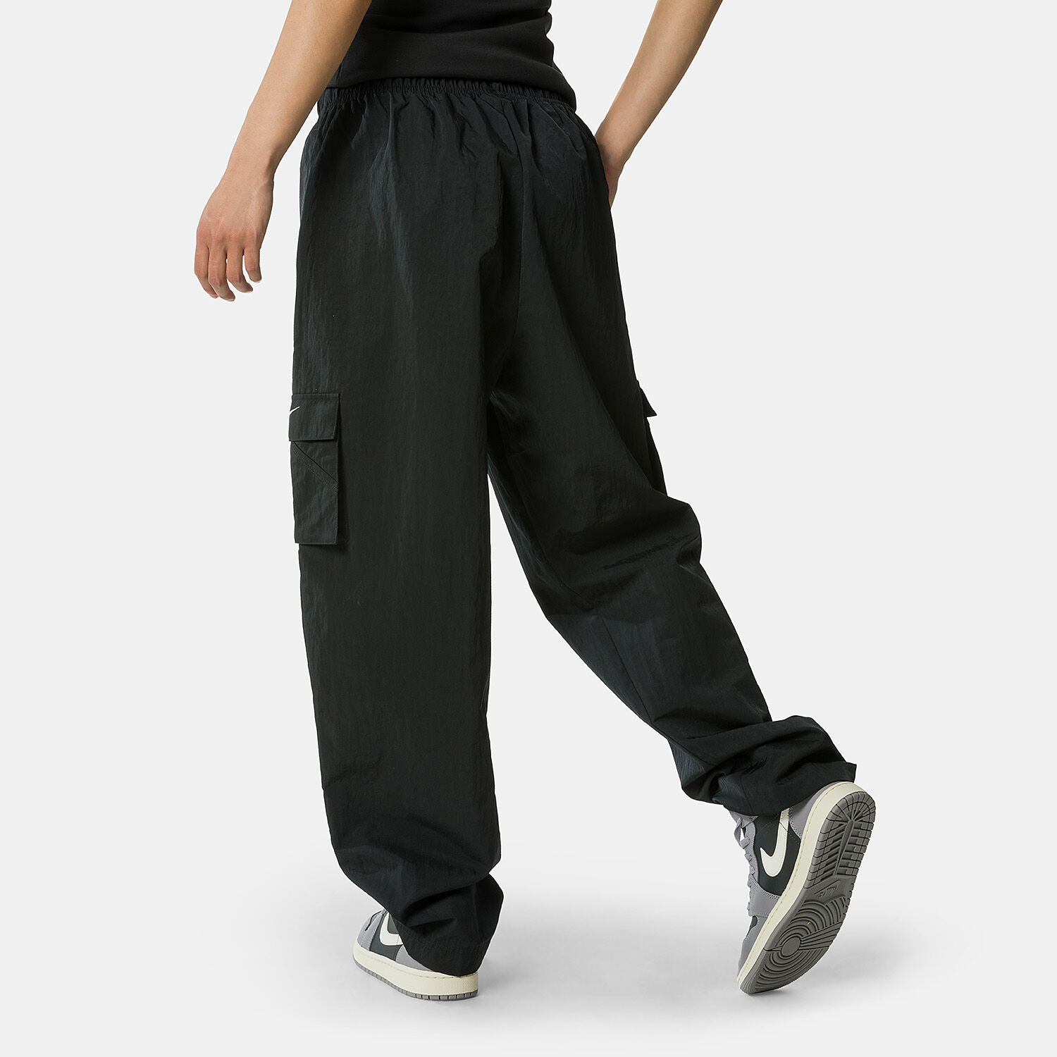 Nike Sportswear Essential Cargo pants black AW LAB