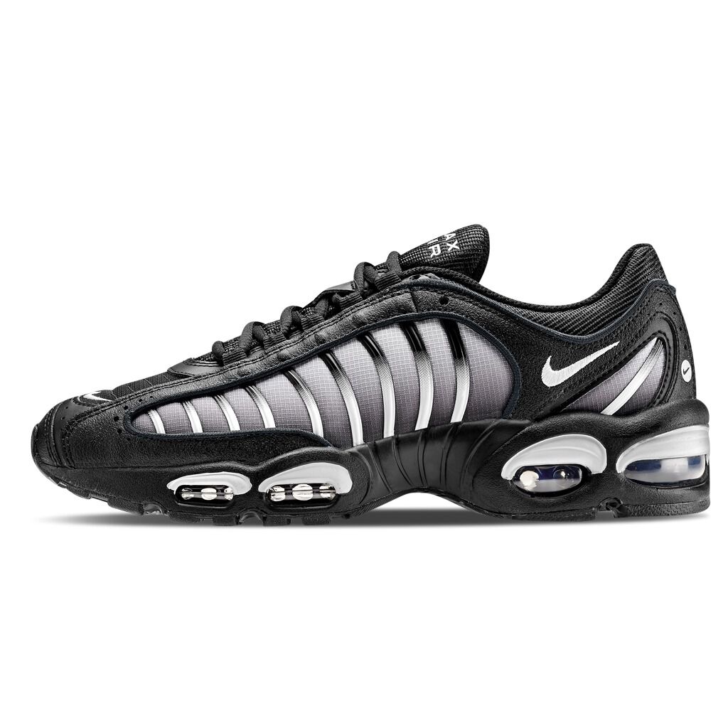 Nike tailwind sales black and white