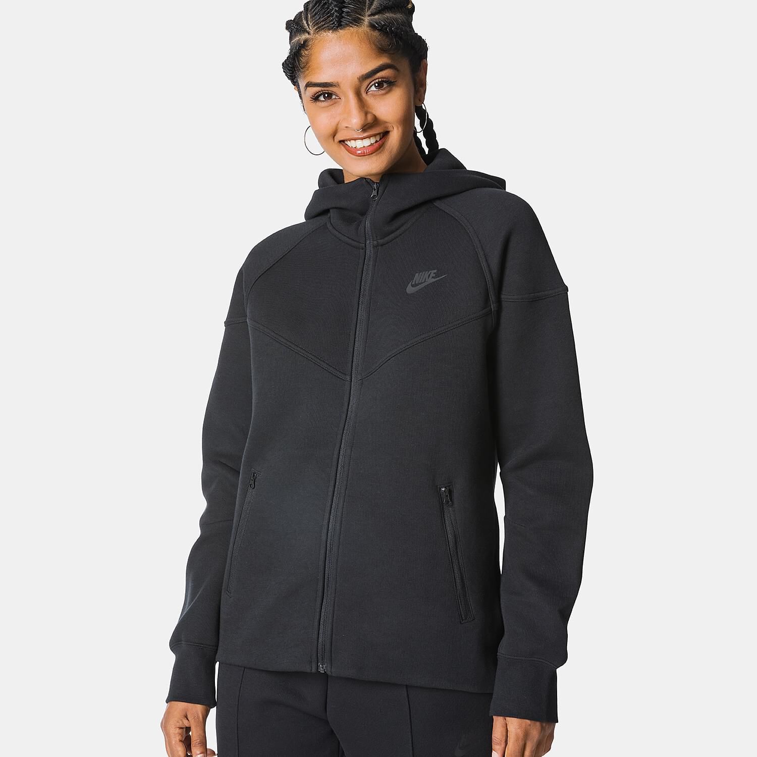 Nike tech fleece v2 sales