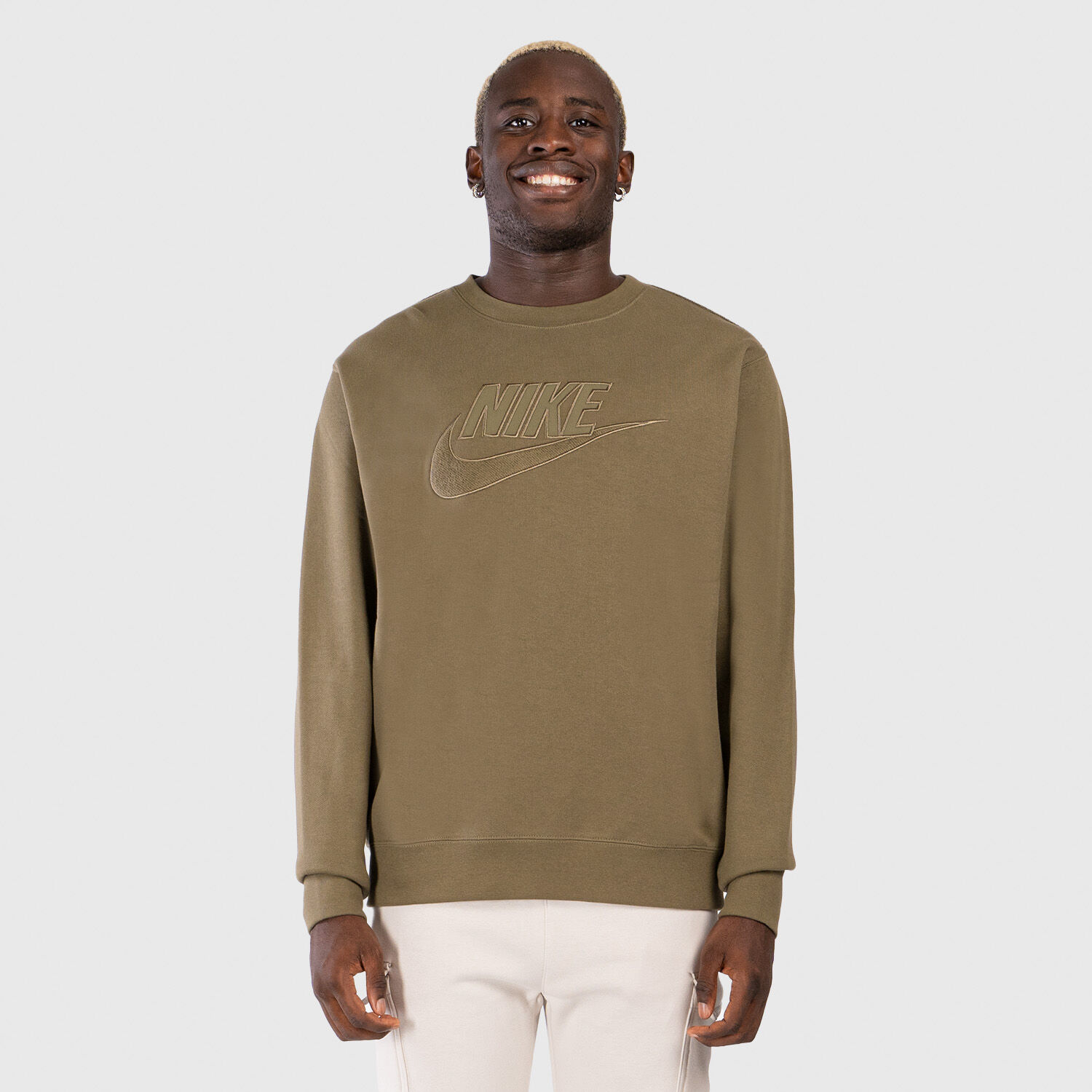 Nike club sweatshirt discount green