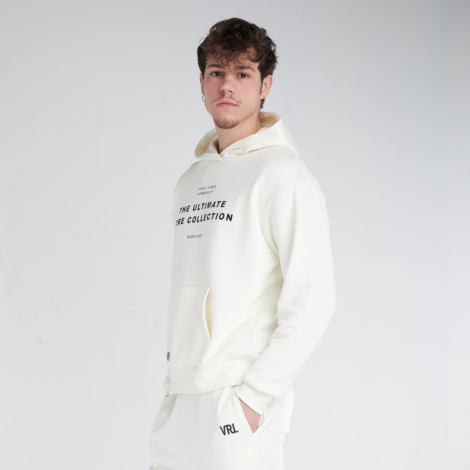 Vrl Basic Core Unisex Hoodie white AW LAB