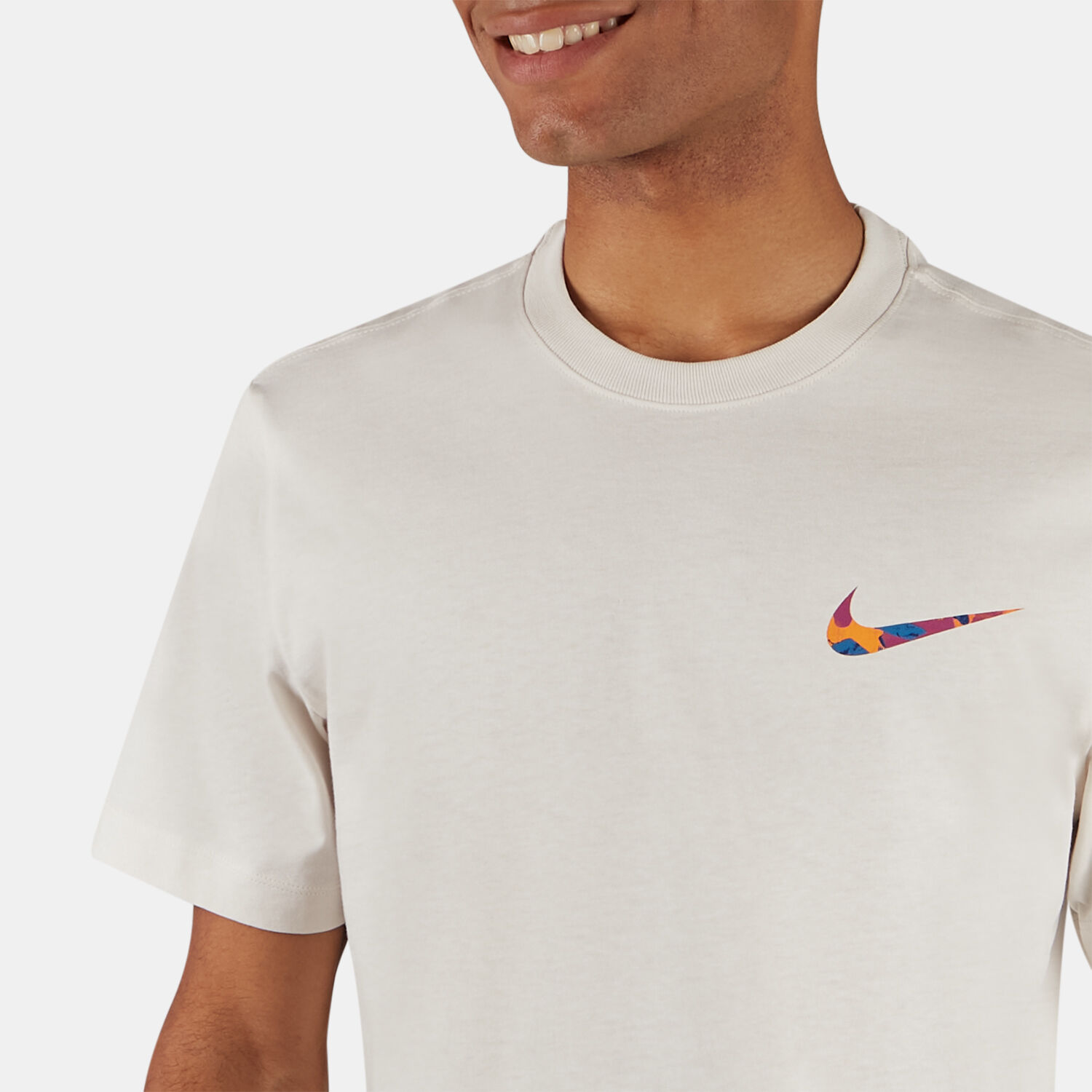 Nike Swoosh Club Print T shirt beige and multicolor AW LAB