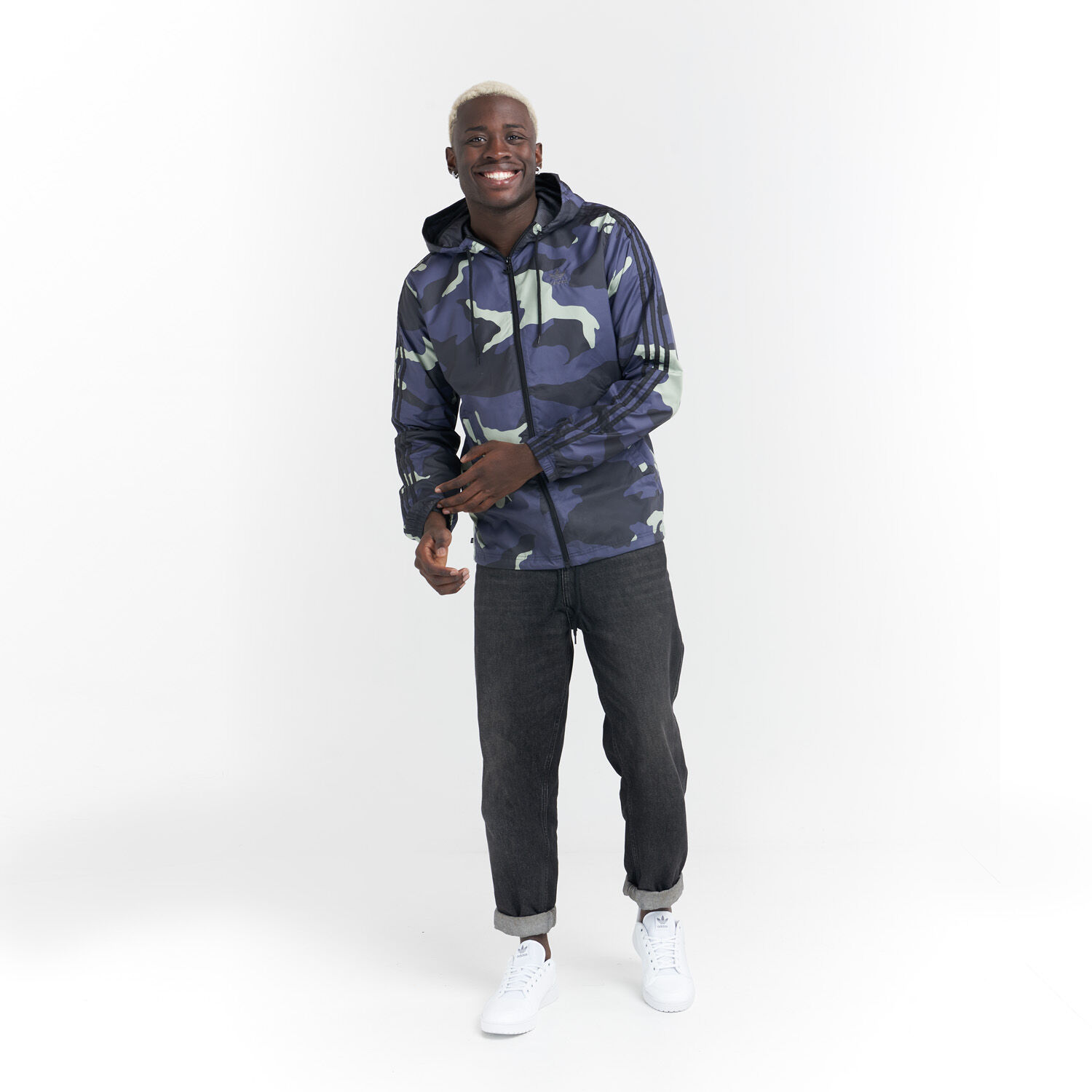 Nike 2025 graphic windbreaker