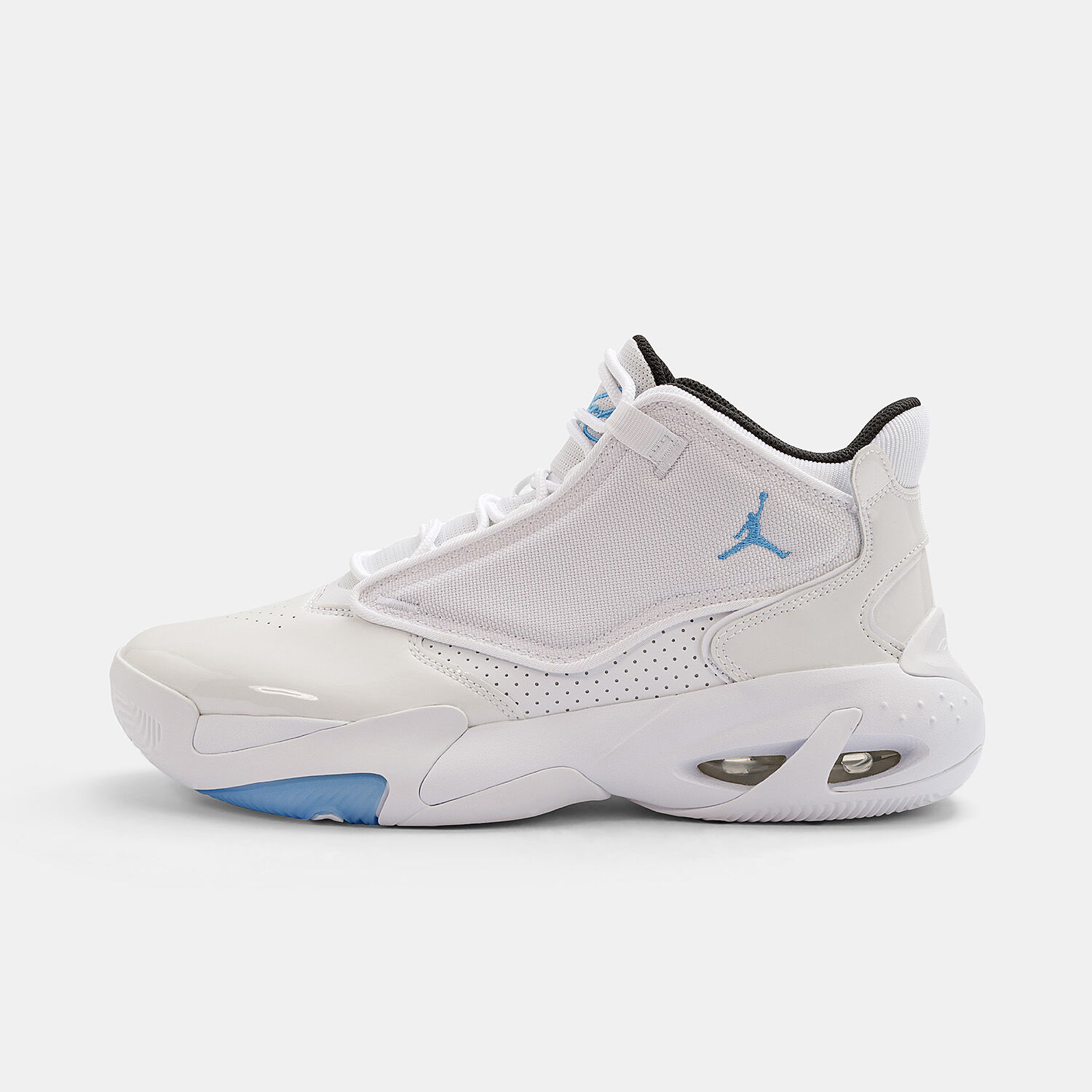 Jordan max hot sale aura size 4