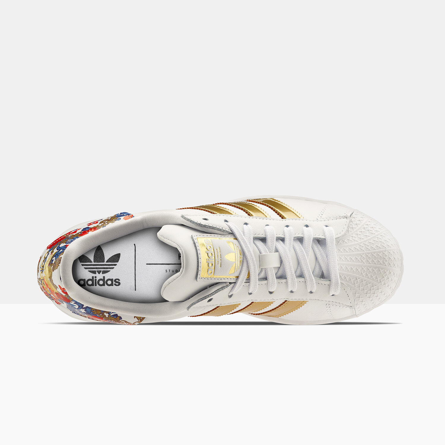 Superstar bold aw lab clearance