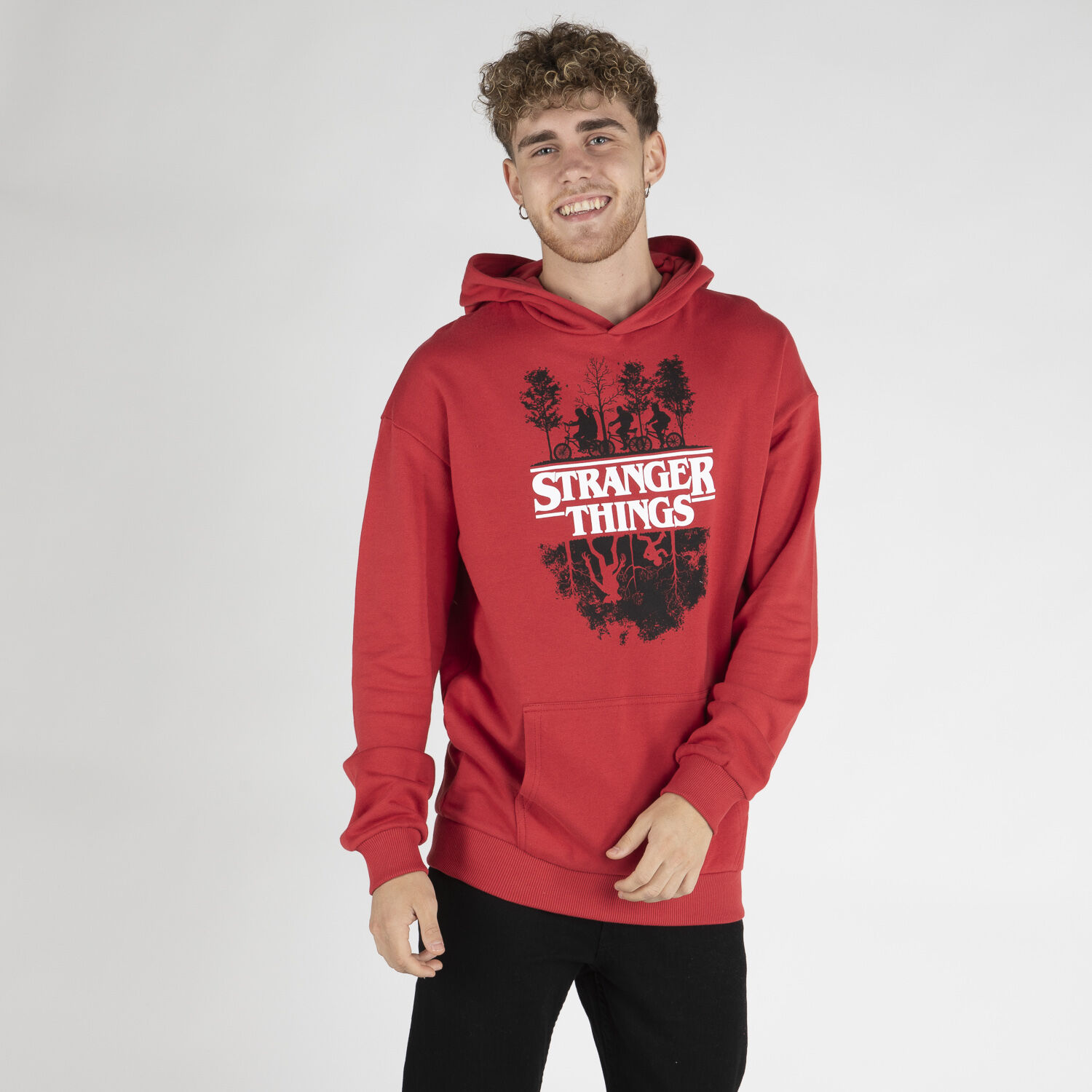 Pull and bear discount felpe stranger things