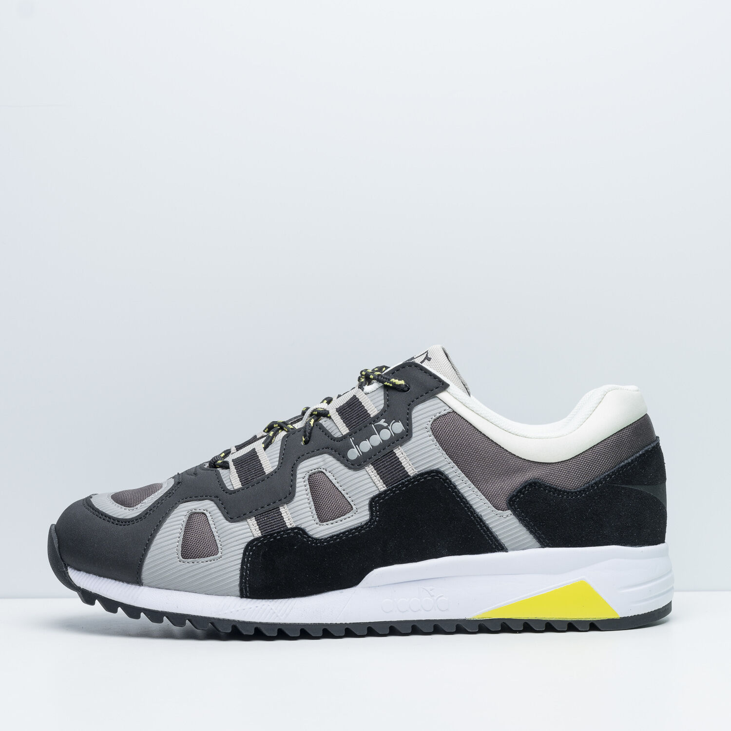 Diadora online n902 black