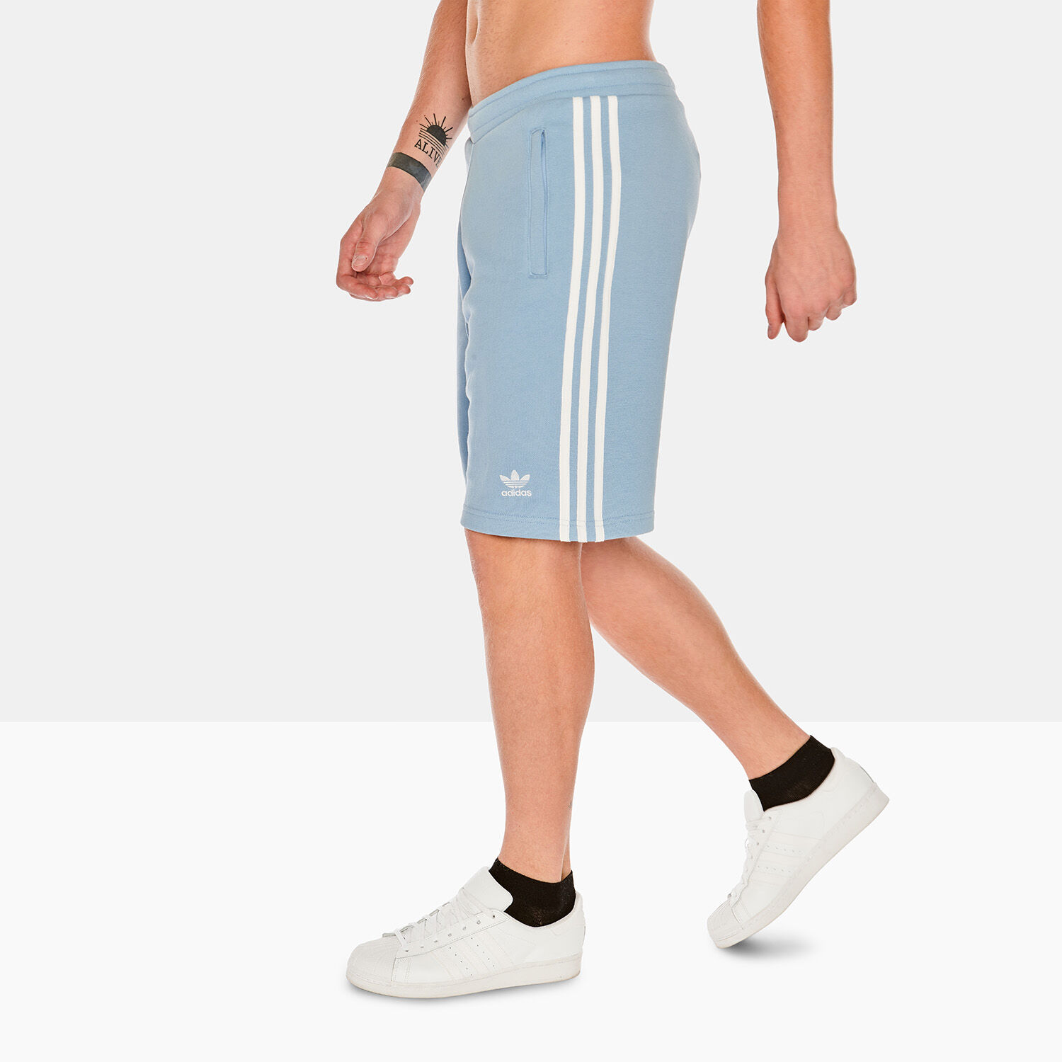 Pantaloncini adidas azzurri best sale