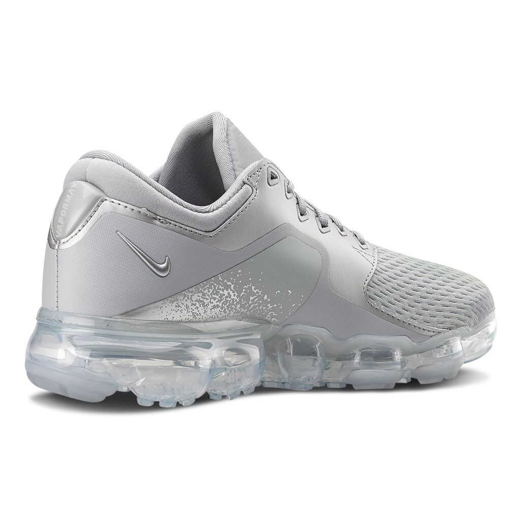 Women grey vapormax top