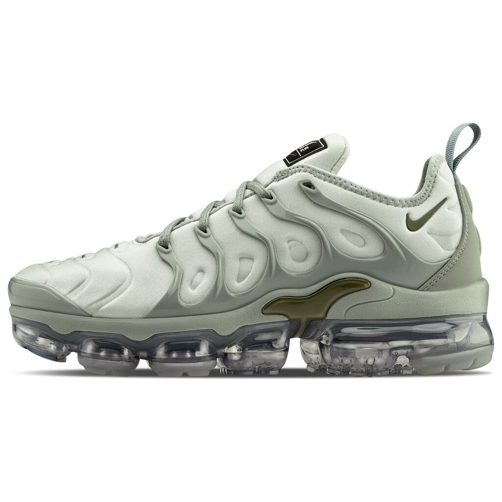 Grey vapormax plus top womens